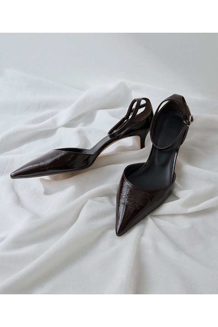 【ウィムガゼット/Whim Gazette】の【Hoaw.】エナメルポインテッドパンプス インテリア・キッズ・メンズ・レディースファッション・服の通販 founy(ファニー) https://founy.com/ ファッション Fashion レディースファッション Fashion for Women アクセサリー Fashion Accessories エナメル Patent Leather シューズ Shoes, Footwear スマート Smart, Elegant バランス Balance, Style Balance モダン Modern, Contemporary ラップ Wrap, Wrap Design エレガント 上品 Elegant |ID: prp329100004925069 ipo3291000000036955858