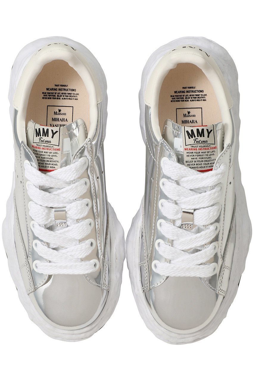 【メゾン ミハラヤスヒロ/Maison MIHARA YASUHIRO】の【UNISEX】CHARLES オリジナルソールレザーロー-トップスニーカー 人気、トレンドファッション・服の通販 founy(ファニー) 　ファッション　Fashion　レディースファッション　Fashion for Women　トップス・カットソー　Cut & Sew Tops　ユニセックス　Unisex, Genderless　シルバー　Silver, Metallic Silver　スタイリッシュ　Stylish, Fashionable　スニーカー　Sneakers, Trainers　メタリック　Metallic, Shiny Finish　other-2|ID: prp329100004925114 ipo3291000000036956487