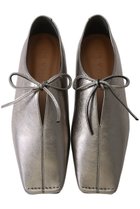 【ダニエラ アンド ジェマ/Daniella & GEMMA】のスクエアトゥリボンタイフラットシューズ ガンメタ|ID: prp329100004925125 ipo3291000000036956605