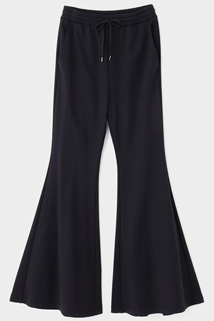 【ル フィル/LE PHIL】のハイストレッチ裏起毛フレアパンツ インテリア・キッズ・メンズ・レディースファッション・服の通販 founy(ファニー) https://founy.com/ ファッション Fashion レディースファッション Fashion for Women パンツ Pants & Trousers なめらか Smooth, Silky Texture コンパクト Compact, Small Size ストレッチ Stretch, Stretchy Fabric バランス Balance, Style Balance フィット Fit, Slim Fit フレア Flare, Flared |ID: prp329100004925167 ipo3291000000036957639