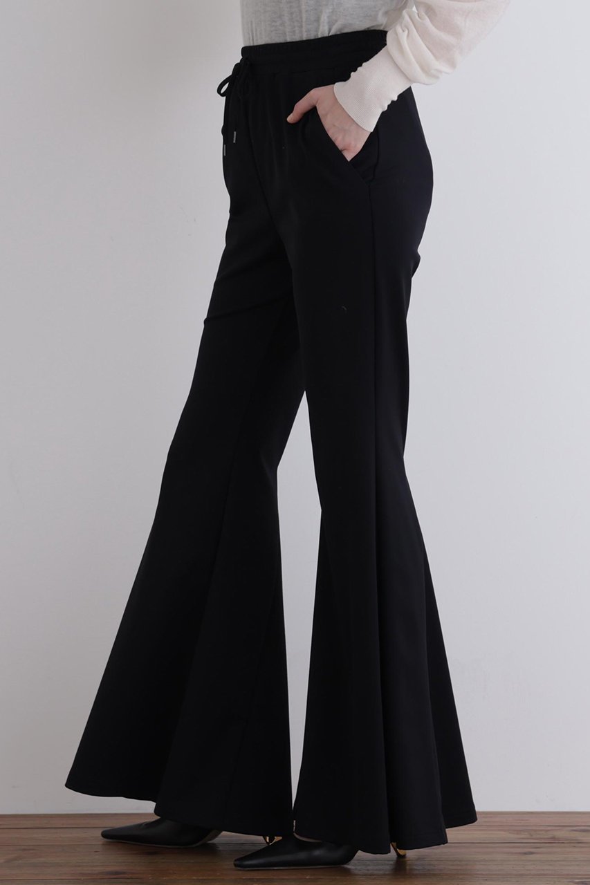 【ル フィル/LE PHIL】のハイストレッチ裏起毛フレアパンツ 人気、トレンドファッション・服の通販 founy(ファニー) 　ファッション　Fashion　レディースファッション　Fashion for Women　パンツ　Pants & Trousers　なめらか　Smooth, Silky Texture　コンパクト　Compact, Small Size　ストレッチ　Stretch, Stretchy Fabric　バランス　Balance, Style Balance　フィット　Fit, Slim Fit　フレア　Flare, Flared　other-3|ID: prp329100004925167 ipo3291000000036957642