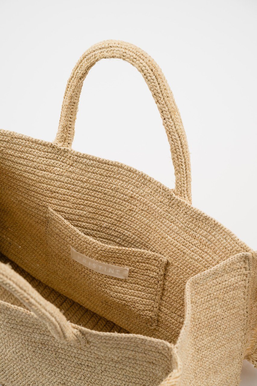 【プリスティン/PRISTINE】のラフィアフリルトートバッグ 人気、トレンドファッション・服の通販 founy(ファニー) ファッション Fashion レディースファッション Fashion for Women バッグ Bags トートバッグ Tote Bag, Large Shoulder Bag フリル Frill, Ruffle ポケット Pocket, Pocket Detail モチーフ Motif, Design Theme ラフィア Raffia, Natural Straw other-3|ID: prp329100004925184 ipo3291000000036957925