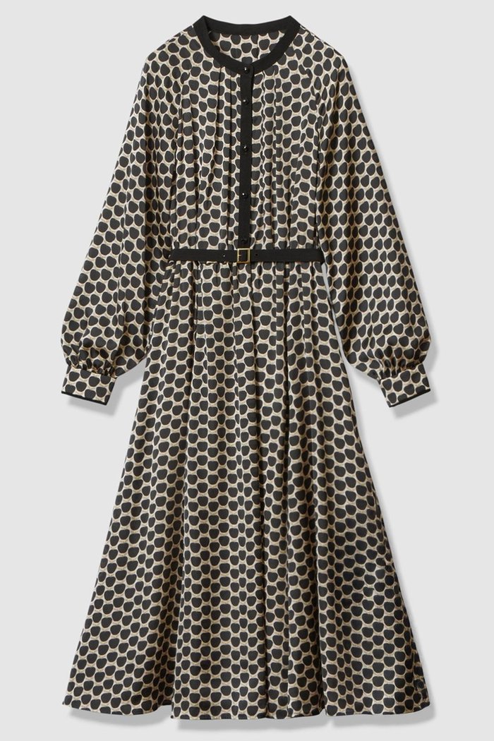 【アナイ/ANAYI】のメーレプリントラグランバイカラー ワンピース インテリア・キッズ・メンズ・レディースファッション・服の通販 founy(ファニー) https://founy.com/ ファッション Fashion レディースファッション Fashion for Women ワンピース Dresses チュニック Tunic Tops & Dresses イタリア Italy エレガント 上品 Elegant カフス Cuff Design キャミソール Camisole, Spaghetti Strap Top サテン Satin, Glossy Fabric スタンド Stand Collar, Upright Stand チュニック Tunic, Long Top ドット Polka Dot, Dot Pattern フレア Flare, Flared プリント Print, Printed Pattern ペチコート Petticoat, Underskirt モダン Modern, Contemporary モチーフ Motif, Design Theme モノトーン Monotone, Black and White ロング Long, Long-Length 再入荷 Restock / Back in Stock |ID: prp329100004925205 ipo3291000000036958187