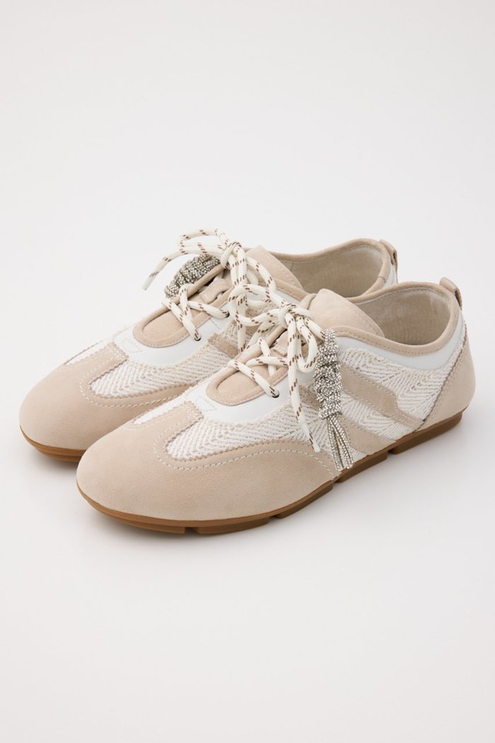 【スタッカート/STACCATO】のオブリークトゥチャームコンビスニーカー インテリア・キッズ・メンズ・レディースファッション・服の通販 founy(ファニー) https://founy.com/ ファッション Fashion レディースファッション Fashion for Women コンビ Combo, Combination Style ストーン Stone, Gem-Like スニーカー Sneakers, Trainers チャーム Charm, Pendant ツイスト Tweed, Tweed Fabric トレンド Trend, Trending Now フォルム Silhouette, Form |ID: prp329100004926674 ipo3291000000036967080