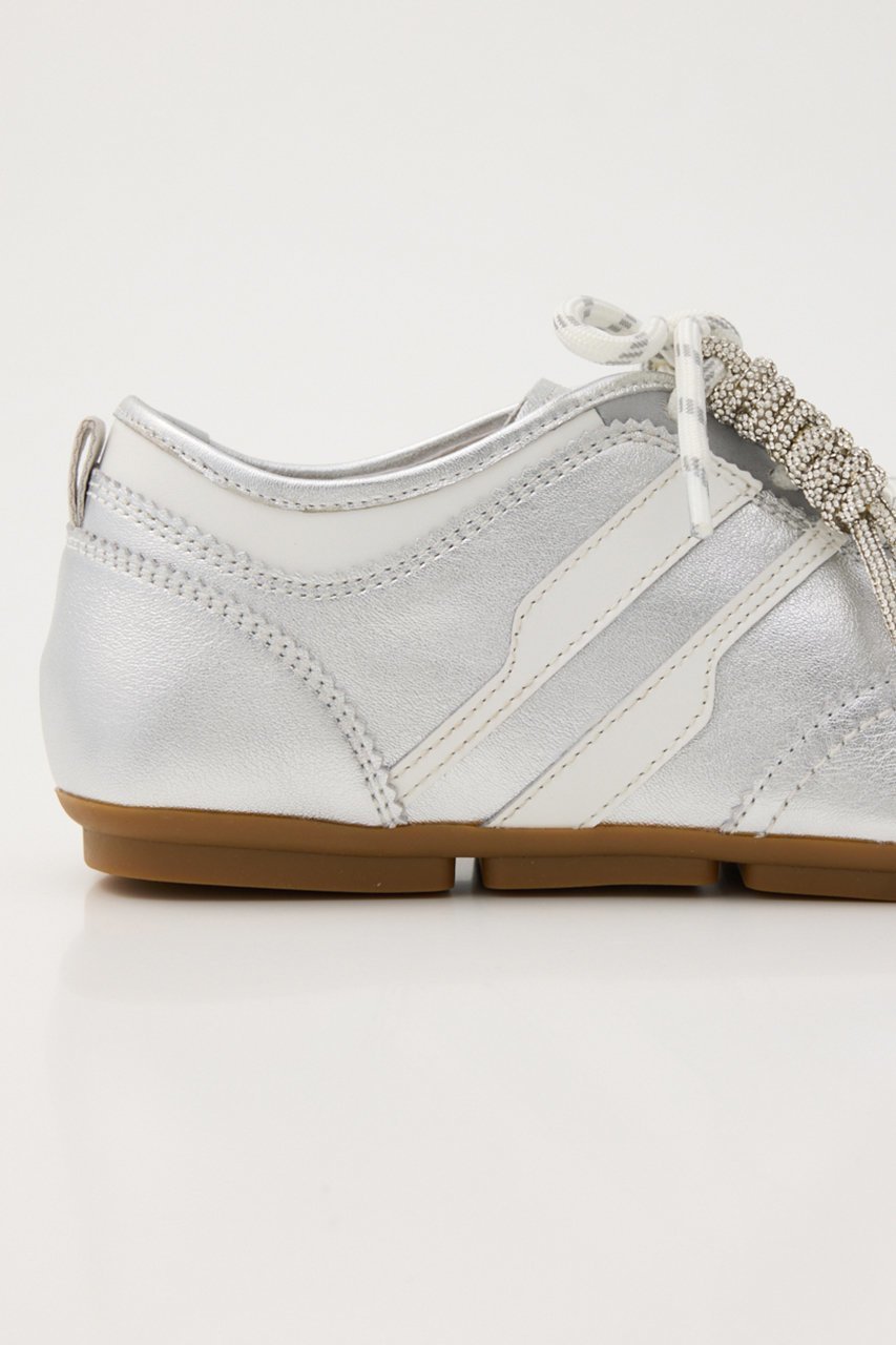 【スタッカート/STACCATO】のオブリークトゥチャームコンビスニーカー 人気、トレンドファッション・服の通販 founy(ファニー) 　ファッション　Fashion　レディースファッション　Fashion for Women　コンビ　Combo, Combination Style　ストーン　Stone, Gem-Like　スニーカー　Sneakers, Trainers　チャーム　Charm, Pendant　ツイスト　Tweed, Tweed Fabric　トレンド　Trend, Trending Now　フォルム　Silhouette, Form　other-5|ID: prp329100004926674 ipo3291000000036967086