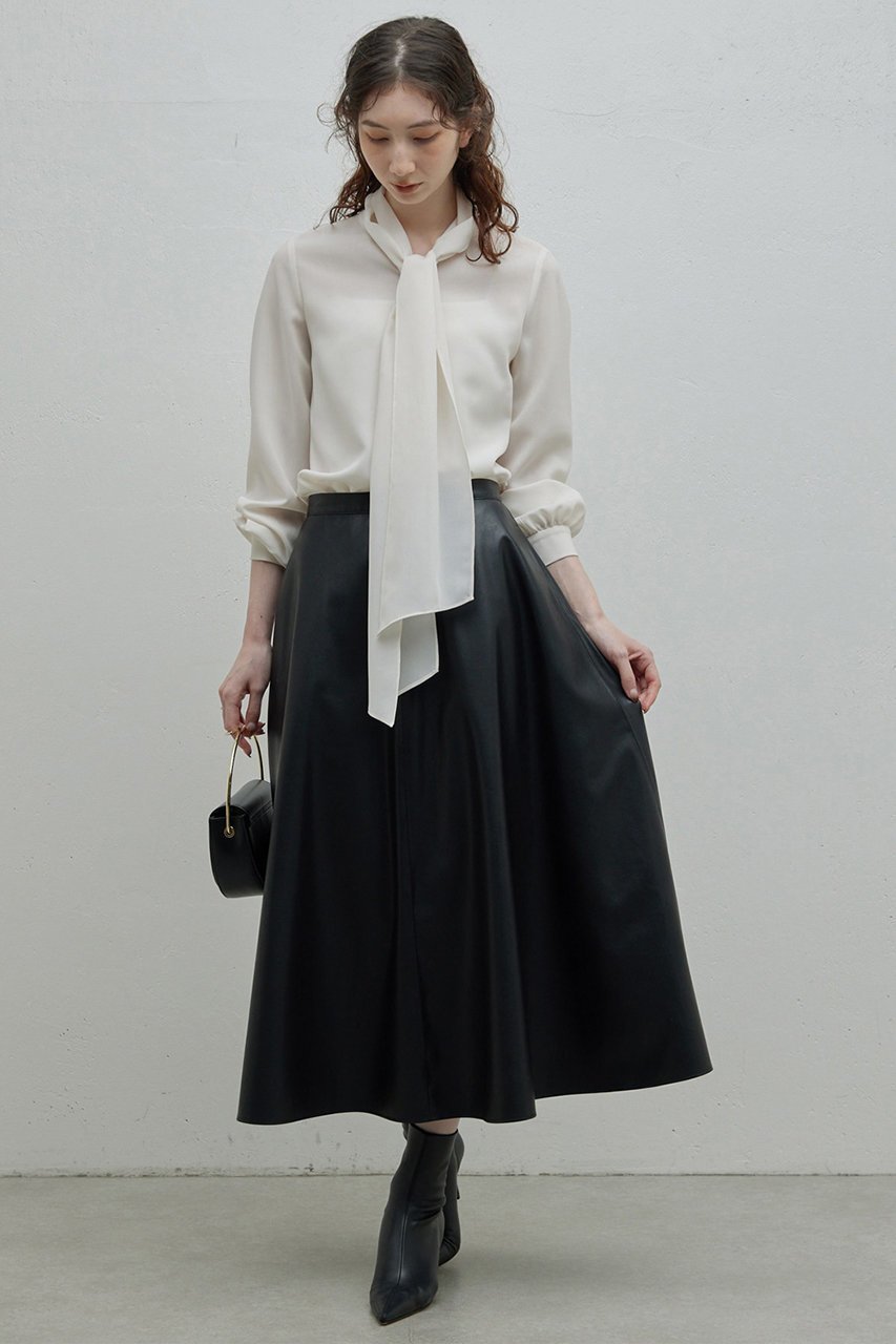 【ガリャルダガランテ/GALLARDAGALANTE】のフィネスボウタイブラウス2 人気、トレンドファッション・服の通販 founy(ファニー) 　ファッション　Fashion　レディースファッション　Fashion for Women　トップス・カットソー　Cut & Sew Tops　シャツ・ブラウス・オフィスカジュアル　Elegant Blouses & Button-Ups　スウェット / スエット　Sweatshirt, Sweatwear　スリーブ　Sleeve, Long Sleeve / Short Sleeve　ベーシック　Basic, Essential　リボン　Ribbon, Bow　ロング　Long, Long-Length　人気　Popular, Best Seller　 other-1|ID: prp329100004926734 ipo3291000000036967515