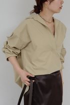 【ガリャルダガランテ/GALLARDAGALANTE】のスキッパーシャツ 人気、トレンドファッション・服の通販 founy(ファニー) ファッション Fashion レディースファッション Fashion for Women トップス・カットソー Cut & Sew Tops シャツ・ブラウス・オフィスカジュアル Elegant Blouses & Button-Ups スキッパー Skipper, Open Collar スリーブ Sleeve, Long Sleeve / Short Sleeve ボトム Bottoms, Lower Wear ロング Long, Long-Length thumbnail ベージュ|ID: prp329100004926840 ipo3291000000036968263