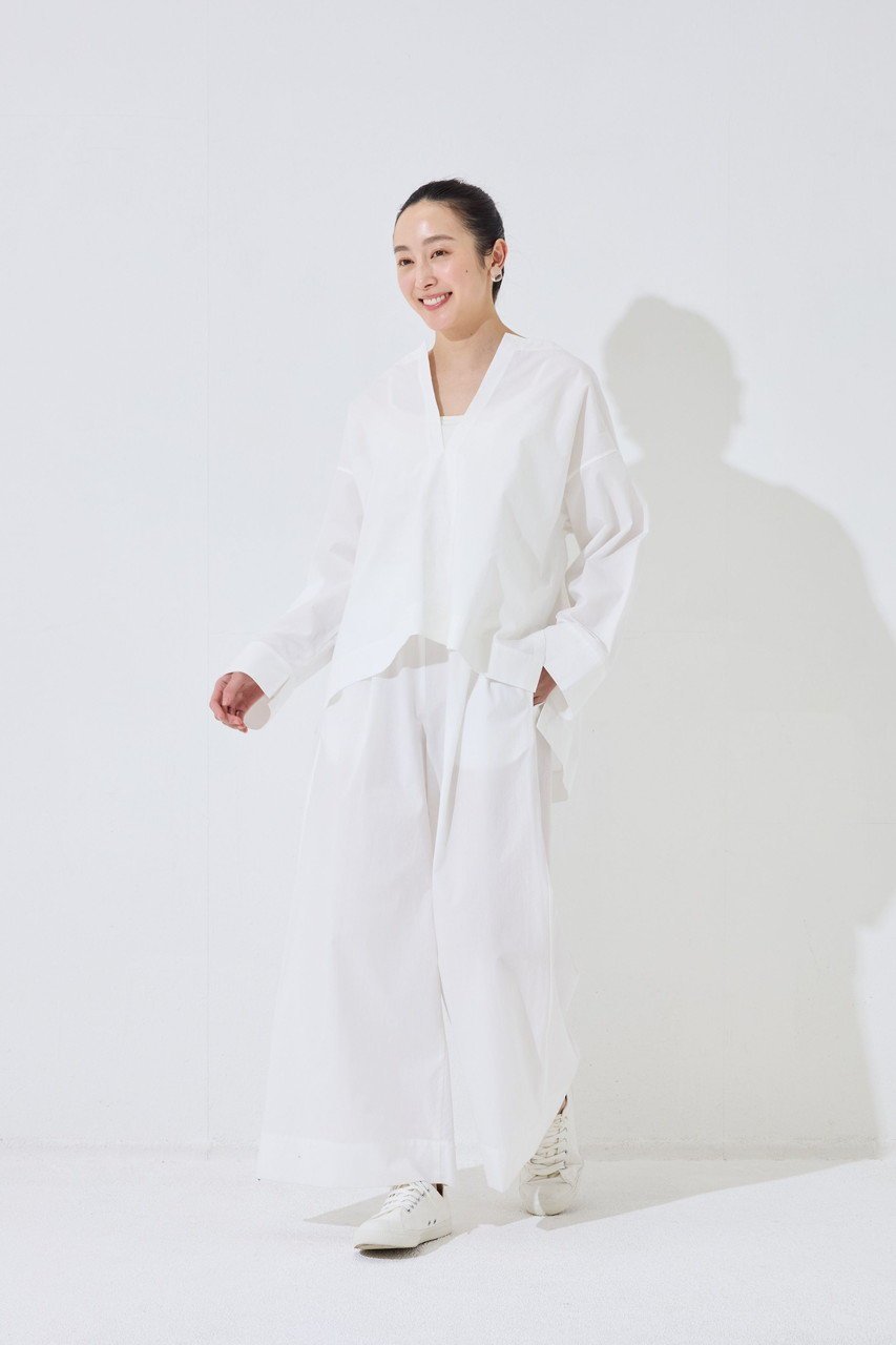 【プリスティン/PRISTINE】のポプリンノーカラーシャツ 人気、トレンドファッション・服の通販 founy(ファニー) 　ファッション　Fashion　レディースファッション　Fashion for Women　トップス・カットソー　Cut & Sew Tops　シャツ・ブラウス・オフィスカジュアル　Elegant Blouses & Button-Ups　ロングTシャツ・Tシャツ　Longline T-Shirts & Tees　カットソー・ベーシックTシャツ　Cut-and-Sewn Tops / Stretch Tees & Basics　スリット　Slit, Slit Detail　スリーブ　Sleeve, Long Sleeve / Short Sleeve　フロント　Front, Front Design　リラックス　Relax, Relaxed Fit　ロング　Long, Long-Length　人気　Popular, Best Seller　夏　Summer　春　Spring　S/S・春夏　SS, Spring/Summer, Warm Season　other-8|ID: prp329100004927031 ipo3291000000036969947