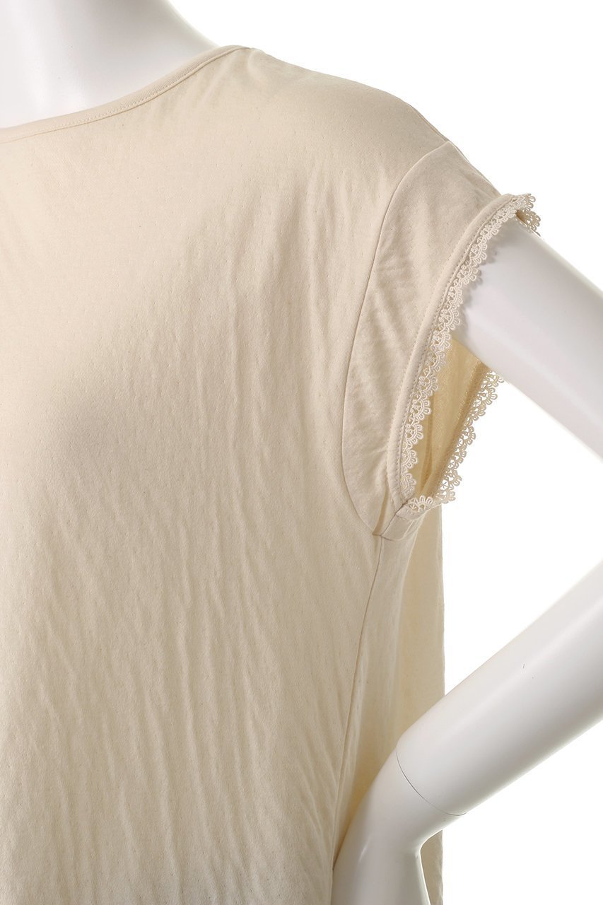 【ナナデコール/nanadecor】のリリー半袖トップス 人気、トレンドファッション・服の通販 founy(ファニー) 　ファッション　Fashion　レディースファッション　Fashion for Women　トップス・カットソー　Cut & Sew Tops　シャツ・ブラウス・オフィスカジュアル　Elegant Blouses & Button-Ups　ロングTシャツ・Tシャツ　Longline T-Shirts & Tees　カットソー・ベーシックTシャツ　Cut-and-Sewn Tops / Stretch Tees & Basics　ショート　Short, Short Length　スリーブ　Sleeve, Long Sleeve / Short Sleeve　ハーフ　Half, Half-Length　レース　Lace, Lace Fabric　半袖　Short Sleeve, Half Sleeve　other-5|ID: prp329100004927502 ipo3291000000036973845