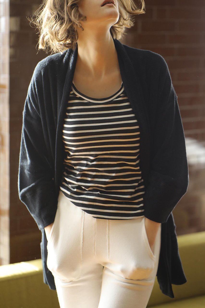 【フォーコーナーズ/+FOUR CORNERS】の半袖Tシャツ(Uネック) 人気、トレンドファッション・服の通販 founy(ファニー) 　ファッション　Fashion　レディースファッション　Fashion for Women　トップス・カットソー　Cut & Sew Tops　シャツ・ブラウス・オフィスカジュアル　Elegant Blouses & Button-Ups　ロングTシャツ・Tシャツ　Longline T-Shirts & Tees　カットソー・ベーシックTシャツ　Cut-and-Sewn Tops / Stretch Tees & Basics　おすすめ　Recommended / Our Picks　ショート　Short, Short Length　スリーブ　Sleeve, Long Sleeve / Short Sleeve　ベーシック　Basic, Essential　半袖　Short Sleeve, Half Sleeve　吸水　Absorbent, Quick-Dry　other-6|ID: prp329100004927578 ipo3291000000036974924