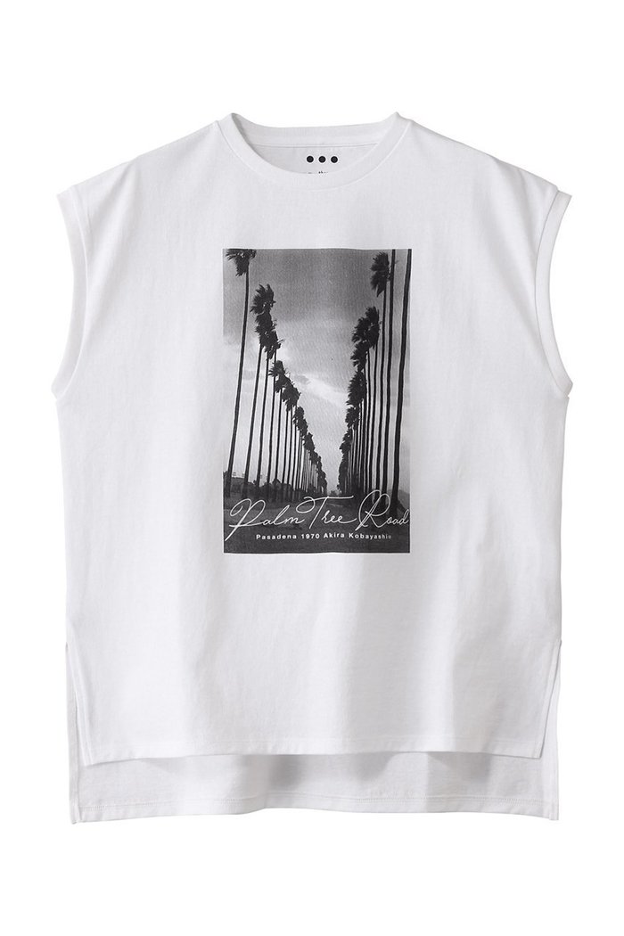 【エリオポール/heliopole】の【THREE DOTS】グラフィックタンクトップ インテリア・キッズ・メンズ・レディースファッション・服の通販 founy(ファニー) https://founy.com/ ファッション Fashion レディースファッション Fashion for Women トップス・カットソー Cut & Sew Tops キャミソール&ノースリーブ Camisoles & Sleeveless Tops シャツ・ブラウス・オフィスカジュアル Elegant Blouses & Button-Ups ロングTシャツ・Tシャツ Longline T-Shirts & Tees カットソー・ベーシックTシャツ Cut-and-Sewn Tops / Stretch Tees & Basics キャミソール Camisole, Spaghetti Strap Top グラフィック Graphic, Graphic Design シンプル Simple, Minimal スリット Slit, Slit Detail スリーブ Sleeve, Long Sleeve / Short Sleeve タンク Tank Top, Sleeveless Top フレンチ French, French Style プリント Print, Printed Pattern ヘムライン Hemline, Bottom Cut モノトーン Monotone, Black and White |ID: prp329100004927689 ipo3291000000036976184