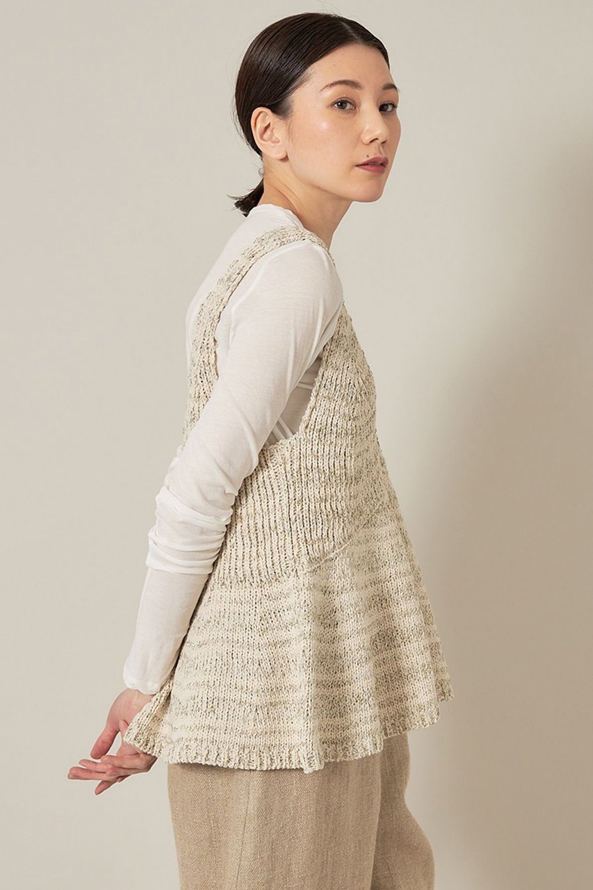 【カレンソロジー/Curensology】のリネンラメニットキャミ 人気、トレンドファッション・服の通販 founy(ファニー) 　ファッション　Fashion　レディースファッション　Fashion for Women　トップス・カットソー　Cut & Sew Tops　ニット　Knit Tops & Sweaters　キャミソール&ノースリーブ　Camisoles & Sleeveless Tops　シャツ・ブラウス・オフィスカジュアル　Elegant Blouses & Button-Ups　ロングTシャツ・Tシャツ　Longline T-Shirts & Tees　カットソー・ベーシックTシャツ　Cut-and-Sewn Tops / Stretch Tees & Basics　カットソー　Cut and Sewn Top　キャミソール　Camisole, Spaghetti Strap Top　タンク　Tank Top, Sleeveless Top　デコルテ　Décolleté, Neckline　フレア　Flare, Flared　リネン　Linen, Linen Fabric　エレガント 上品　Elegant　other-7|ID: prp329100004928881 ipo3291000000036988340