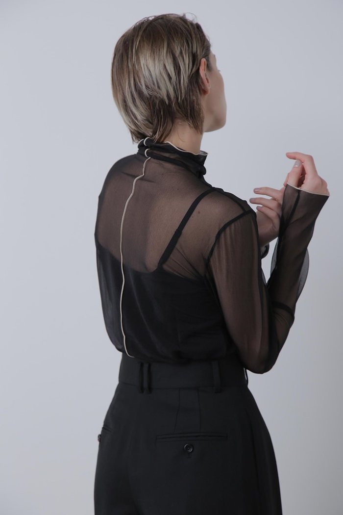 【ヒューエルミュージアム/hueLe Museum】の【STUMBLY】Sheer Jersey インテリア・キッズ・メンズ・レディースファッション・服の通販 founy(ファウニー) https://founy.com/ ファッション Fashion レディースファッション Fashion for Women トップス・カットソー Cut & Sew Tops シャツ・ブラウス・オフィスカジュアル Elegant Blouses & Button-Ups ロングTシャツ・Tシャツ Longline T-Shirts & Tees カットソー・ベーシックTシャツ Cut-and-Sewn Tops / Stretch Tees & Basics カットソー Cut and Sewn Top シアー Sheer, See-Through スリーブ Sleeve, Long Sleeve / Short Sleeve センター Center, Center Line ハイネック High Neck, Mock Neck バランス Balance, Style Balance ロング Long, Long-Length |ID: prp329100004929318 ipo3291000000036992874