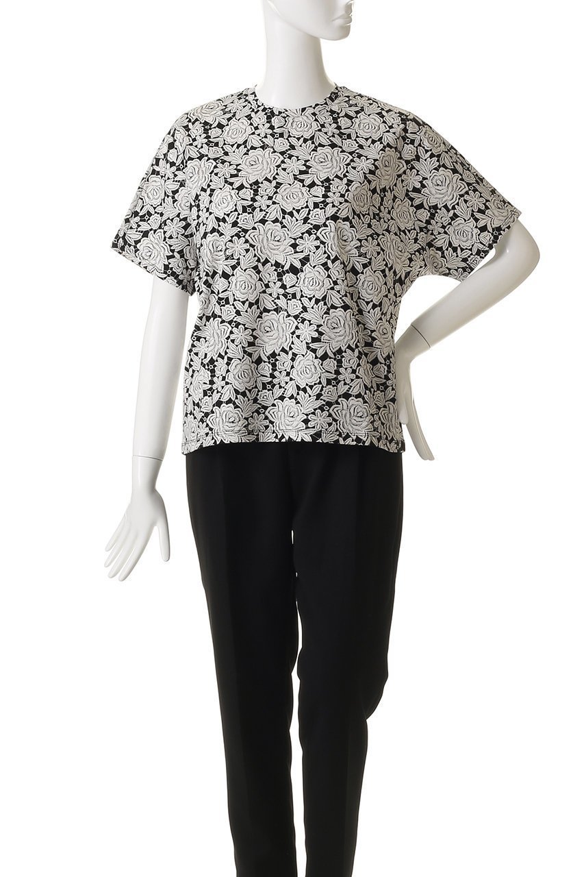 【アミカ/AMICA】のヴィンテージレースTシャツ 人気、トレンドファッション・服の通販 founy(ファニー) 　ファッション　Fashion　レディースファッション　Fashion for Women　アウター　Coat / Outerwear Collection　トップス・カットソー　Cut & Sew Tops　シャツ・ブラウス・オフィスカジュアル　Elegant Blouses & Button-Ups　ロングTシャツ・Tシャツ　Longline T-Shirts & Tees　ベスト&ジレ / 重ね着スタイル　Vests & Gilets　カットソー・ベーシックTシャツ　Cut-and-Sewn Tops / Stretch Tees & Basics　エレガント 上品　Elegant　コレクション　Collection, Seasonal Line　ショート　Short, Short Length　スリーブ　Sleeve, Long Sleeve / Short Sleeve　プリント　Print, Printed Pattern　モノトーン　Monotone, Black and White　レース　Lace, Lace Fabric　再入荷　Restock / Back in Stock　定番　Standard, Basic Item　other-2|ID: prp329100004929404 ipo3291000000036993583