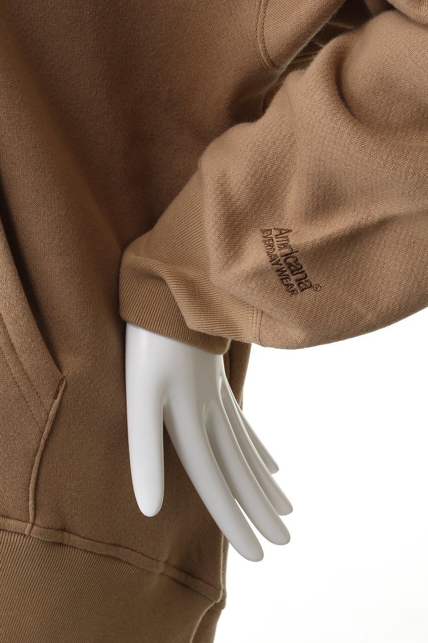 【アメリカーナ/Americana】の【ELLE SHOP限定】ゴールドジップ フード パーカー 人気、トレンドファッション・服の通販 founy(ファニー) 　ファッション　Fashion　レディースファッション　Fashion for Women　トップス・カットソー　Cut & Sew Tops　シャツ・ブラウス・オフィスカジュアル　Elegant Blouses & Button-Ups　レディースパーカー・カジュアルフーディー　Casual Hoodies & Sweatshirts　ロングTシャツ・Tシャツ　Longline T-Shirts & Tees　スウェット・クルーネックトップス　Sweatshirts & Crewnecks / Relaxed Fit Sweat Tops　カットソー・ベーシックTシャツ　Cut-and-Sewn Tops / Stretch Tees & Basics　インナー　Innerwear　トレンド　Trend, Trending Now　パーカー　Hoodie, Parka　リュクス　Luxury, Elegant, High-End, Chic　other-6|ID: prp329100004929754 ipo3291000000036996978