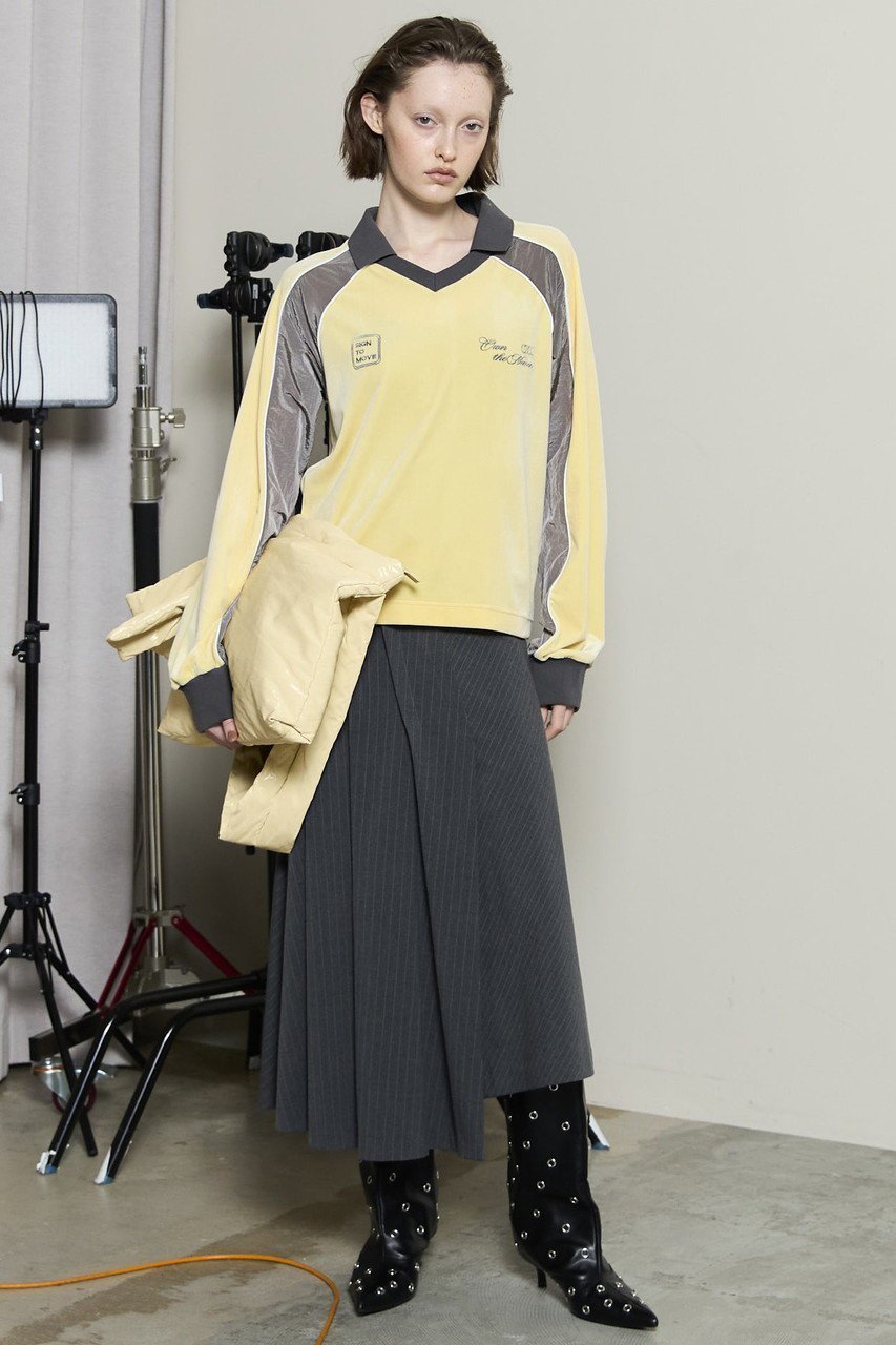 【メゾンスペシャル/MAISON SPECIAL】のVelour Combination Sporty Jersey Tops/ベロアコンビスポーティージャージトップス 人気、トレンドファッション・服の通販 founy(ファニー) 　ファッション　Fashion　レディースファッション　Fashion for Women　トップス・カットソー　Cut & Sew Tops　シャツ・ブラウス・オフィスカジュアル　Elegant Blouses & Button-Ups　ロングTシャツ・Tシャツ　Longline T-Shirts & Tees　カットソー・ベーシックTシャツ　Cut-and-Sewn Tops / Stretch Tees & Basics　ベロアトップス　Velour Tops / Velvet-Look Items　コンパクト　Compact, Small Size　スリーブ　Sleeve, Long Sleeve / Short Sleeve　ドッキング　Docking, Mixed Material　パイピング　Piping, Trim Design　ベロア　Velour, Soft Velvet　ロング　Long, Long-Length　other-7|ID: prp329100004929795 ipo3291000000036997449