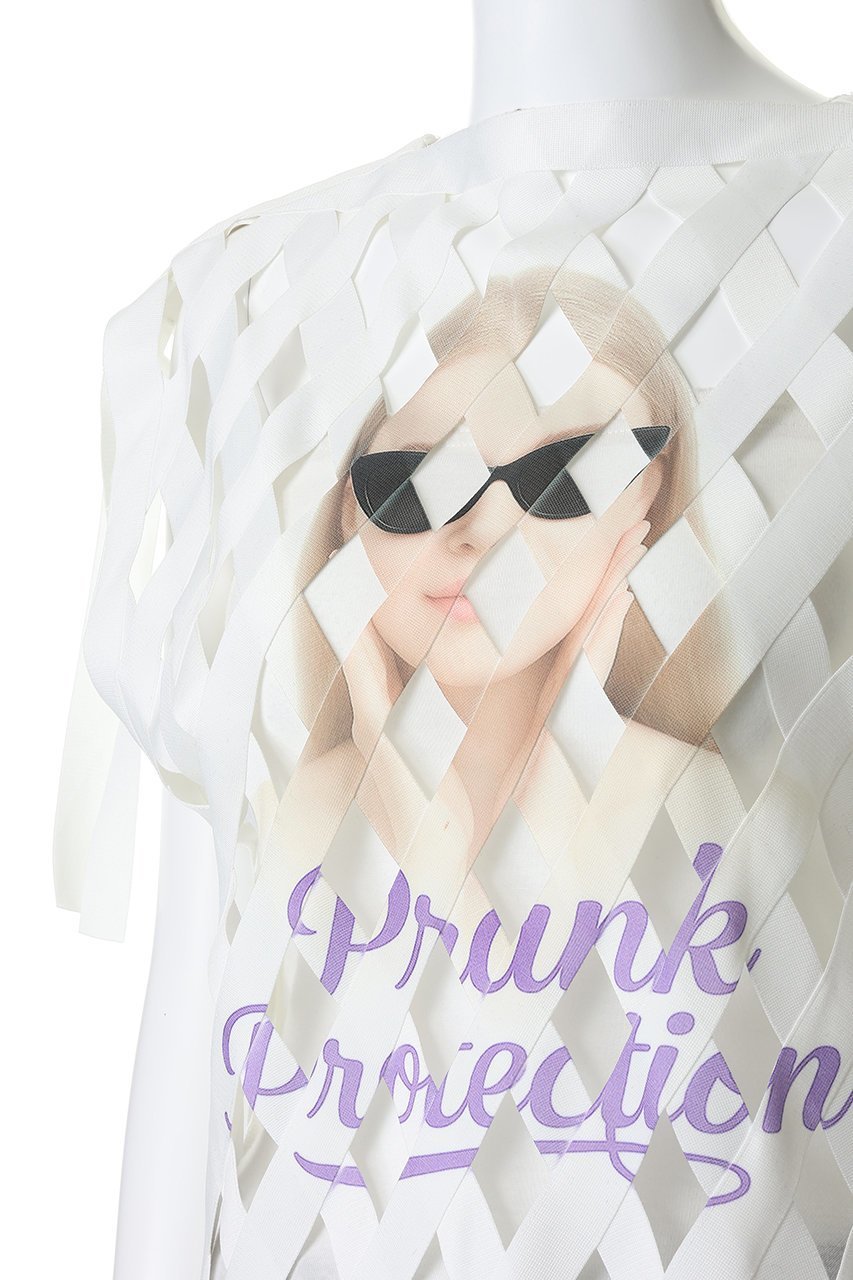 【プランク プロジェクト/PRANK PROJECT】のフェイスプリントリボンTシャツ 人気、トレンドファッション・服の通販 founy(ファニー) 　ファッション　Fashion　レディースファッション　Fashion for Women　トップス・カットソー　Cut & Sew Tops　シャツ・ブラウス・オフィスカジュアル　Elegant Blouses & Button-Ups　ロングTシャツ・Tシャツ　Longline T-Shirts & Tees　カットソー・ベーシックTシャツ　Cut-and-Sewn Tops / Stretch Tees & Basics　インナー　Innerwear　ショート　Short, Short Length　スリーブ　Sleeve, Long Sleeve / Short Sleeve　プリント　Print, Printed Pattern　メッシュ　Mesh, Net Fabric　other-5|ID: prp329100004929995 ipo3291000000036999766