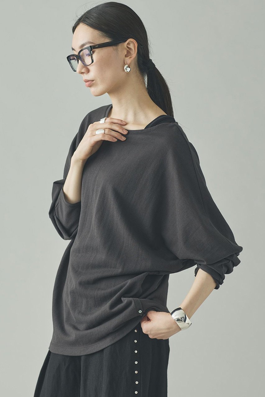 【カレンソロジー/Curensology】のシアードルマンプルオーバー 人気、トレンドファッション・服の通販 founy(ファニー) 　ファッション　Fashion　レディースファッション　Fashion for Women　トップス・カットソー　Cut & Sew Tops　シャツ・ブラウス・オフィスカジュアル　Elegant Blouses & Button-Ups　ロングTシャツ・Tシャツ　Longline T-Shirts & Tees　カジュアルプルオーバー・ニットトップス　Pullovers & Knit Tops / Casual Pullovers　カットソー・ベーシックTシャツ　Cut-and-Sewn Tops / Stretch Tees & Basics　アクセサリー　Fashion Accessories　シアー　Sheer, See-Through　スリット　Slit, Slit Detail　スリーブ　Sleeve, Long Sleeve / Short Sleeve　ロング　Long, Long-Length　夏　Summer　other-3|ID: prp329100004930067 ipo3291000000037000648