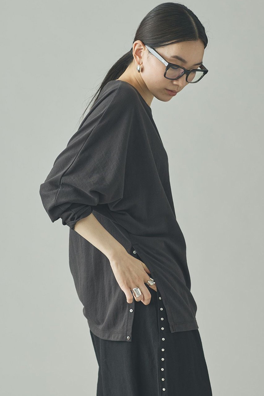 【カレンソロジー/Curensology】のシアードルマンプルオーバー 人気、トレンドファッション・服の通販 founy(ファニー) 　ファッション　Fashion　レディースファッション　Fashion for Women　トップス・カットソー　Cut & Sew Tops　シャツ・ブラウス・オフィスカジュアル　Elegant Blouses & Button-Ups　ロングTシャツ・Tシャツ　Longline T-Shirts & Tees　カジュアルプルオーバー・ニットトップス　Pullovers & Knit Tops / Casual Pullovers　カットソー・ベーシックTシャツ　Cut-and-Sewn Tops / Stretch Tees & Basics　アクセサリー　Fashion Accessories　シアー　Sheer, See-Through　スリット　Slit, Slit Detail　スリーブ　Sleeve, Long Sleeve / Short Sleeve　ロング　Long, Long-Length　夏　Summer　other-4|ID: prp329100004930067 ipo3291000000037000650