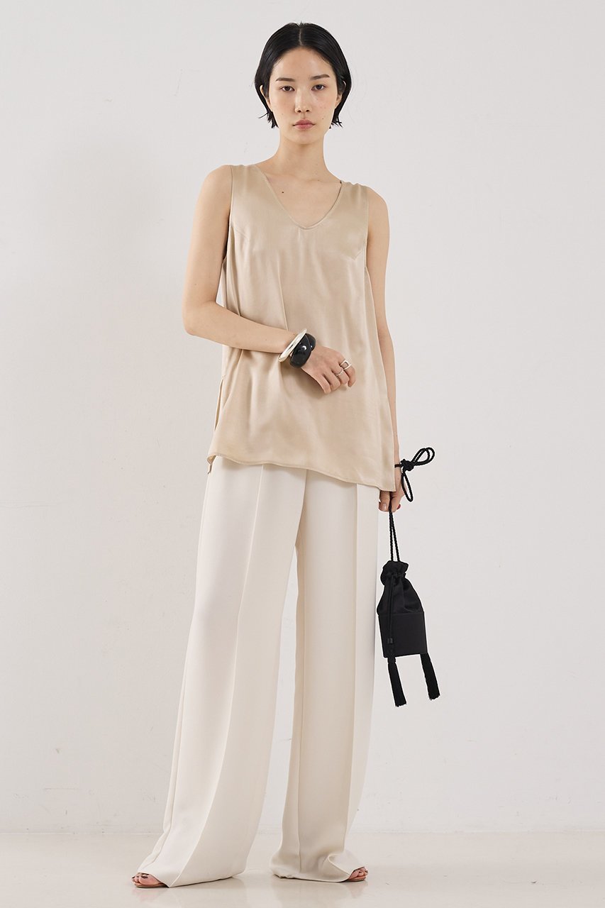 【ザ ストア バイ シー/THE STORE by C】の【COCUCA】シルクタンクトップ 人気、トレンドファッション・服の通販 founy(ファニー) 　ファッション　Fashion　レディースファッション　Fashion for Women　トップス・カットソー　Cut & Sew Tops　キャミソール&ノースリーブ　Camisoles & Sleeveless Tops　シャツ・ブラウス・オフィスカジュアル　Elegant Blouses & Button-Ups　ロングTシャツ・Tシャツ　Longline T-Shirts & Tees　カットソー・ベーシックTシャツ　Cut-and-Sewn Tops / Stretch Tees & Basics　インナー　Innerwear　エレガント 上品　Elegant　キャミソール　Camisole, Spaghetti Strap Top　サテン　Satin, Glossy Fabric　シルク　Silk, 100% Silk　シンプル　Simple, Minimal　タンク　Tank Top, Sleeveless Top　ドレープ　Drape, Draping Fabric　パウダー　Powder, Soft Tone　ベーシック　Basic, Essential　other-5|ID: prp329100004930473 ipo3291000000037004902