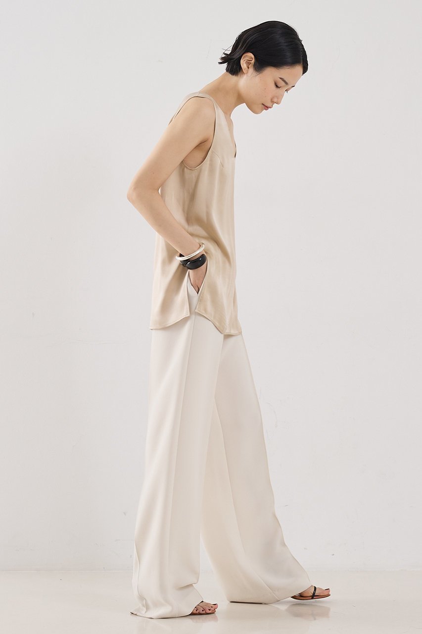 【ザ ストア バイ シー/THE STORE by C】の【COCUCA】シルクタンクトップ 人気、トレンドファッション・服の通販 founy(ファニー) 　ファッション　Fashion　レディースファッション　Fashion for Women　トップス・カットソー　Cut & Sew Tops　キャミソール&ノースリーブ　Camisoles & Sleeveless Tops　シャツ・ブラウス・オフィスカジュアル　Elegant Blouses & Button-Ups　ロングTシャツ・Tシャツ　Longline T-Shirts & Tees　カットソー・ベーシックTシャツ　Cut-and-Sewn Tops / Stretch Tees & Basics　インナー　Innerwear　エレガント 上品　Elegant　キャミソール　Camisole, Spaghetti Strap Top　サテン　Satin, Glossy Fabric　シルク　Silk, 100% Silk　シンプル　Simple, Minimal　タンク　Tank Top, Sleeveless Top　ドレープ　Drape, Draping Fabric　パウダー　Powder, Soft Tone　ベーシック　Basic, Essential　other-8|ID: prp329100004930473 ipo3291000000037004907