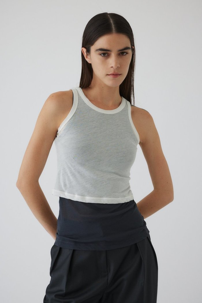 【リムアーク/RIM.ARK】のGauze tank/ガーゼタンク インテリア・キッズ・メンズ・レディースファッション・服の通販 founy(ファニー) https://founy.com/ ファッション Fashion レディースファッション Fashion for Women トップス・カットソー Cut & Sew Tops キャミソール&ノースリーブ Camisoles & Sleeveless Tops シャツ・ブラウス・オフィスカジュアル Elegant Blouses & Button-Ups ロングTシャツ・Tシャツ Longline T-Shirts & Tees カットソー・ベーシックTシャツ Cut-and-Sewn Tops / Stretch Tees & Basics キャミソール Camisole, Spaghetti Strap Top シアー Sheer, See-Through タンク Tank Top, Sleeveless Top |ID: prp329100004930480 ipo3291000000037004969