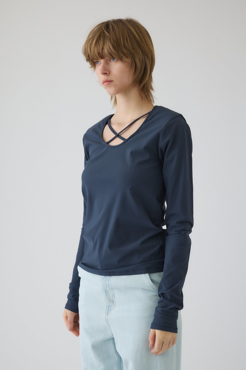 【リムアーク/RIM.ARK】のCross strap skin tops/トップス 人気、トレンドファッション・服の通販 founy(ファニー) 　ファッション　Fashion　レディースファッション　Fashion for Women　トップス・カットソー　Cut & Sew Tops　シャツ・ブラウス・オフィスカジュアル　Elegant Blouses & Button-Ups　ロングTシャツ・Tシャツ　Longline T-Shirts & Tees　カットソー・ベーシックTシャツ　Cut-and-Sewn Tops / Stretch Tees & Basics　おすすめ　Recommended / Our Picks　ストレッチ　Stretch, Stretchy Fabric　スリーブ　Sleeve, Long Sleeve / Short Sleeve　デコルテ　Décolleté, Neckline　フィット　Fit, Slim Fit　ロング　Long, Long-Length　other-2|ID: prp329100004930699 ipo3291000000037007205