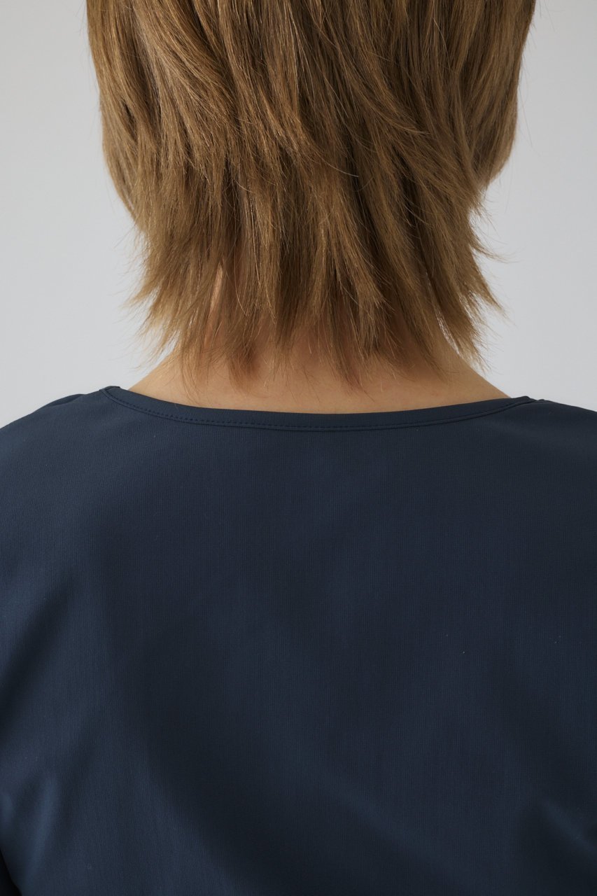 【リムアーク/RIM.ARK】のCross strap skin tops/トップス 人気、トレンドファッション・服の通販 founy(ファニー) 　ファッション　Fashion　レディースファッション　Fashion for Women　トップス・カットソー　Cut & Sew Tops　シャツ・ブラウス・オフィスカジュアル　Elegant Blouses & Button-Ups　ロングTシャツ・Tシャツ　Longline T-Shirts & Tees　カットソー・ベーシックTシャツ　Cut-and-Sewn Tops / Stretch Tees & Basics　おすすめ　Recommended / Our Picks　ストレッチ　Stretch, Stretchy Fabric　スリーブ　Sleeve, Long Sleeve / Short Sleeve　デコルテ　Décolleté, Neckline　フィット　Fit, Slim Fit　ロング　Long, Long-Length　other-8|ID: prp329100004930699 ipo3291000000037007217