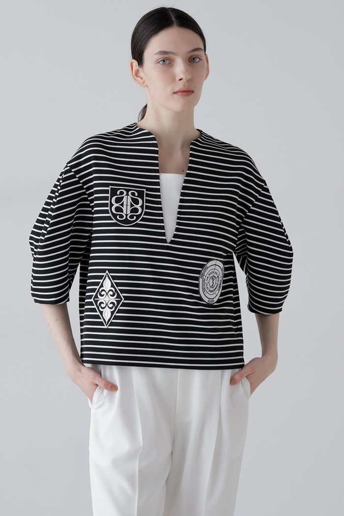 【アドーア/ADORE】のエンブレムボーダー インテリア・キッズ・メンズ・レディースファッション・服の通販 founy(ファニー) https://founy.com/ ファッション Fashion レディースファッション Fashion for Women トップス・カットソー Cut & Sew Tops シャツ・ブラウス・オフィスカジュアル Elegant Blouses & Button-Ups ロングTシャツ・Tシャツ Longline T-Shirts & Tees カットソー・ベーシックTシャツ Cut-and-Sewn Tops / Stretch Tees & Basics コンパクト Compact, Small Size ショート Short, Short Length スリーブ Sleeve, Long Sleeve / Short Sleeve バスク Basque, Basque Style ボーダー Border, Stripe モノトーン Monotone, Black and White |ID: prp329100004930814 ipo3291000000037008249