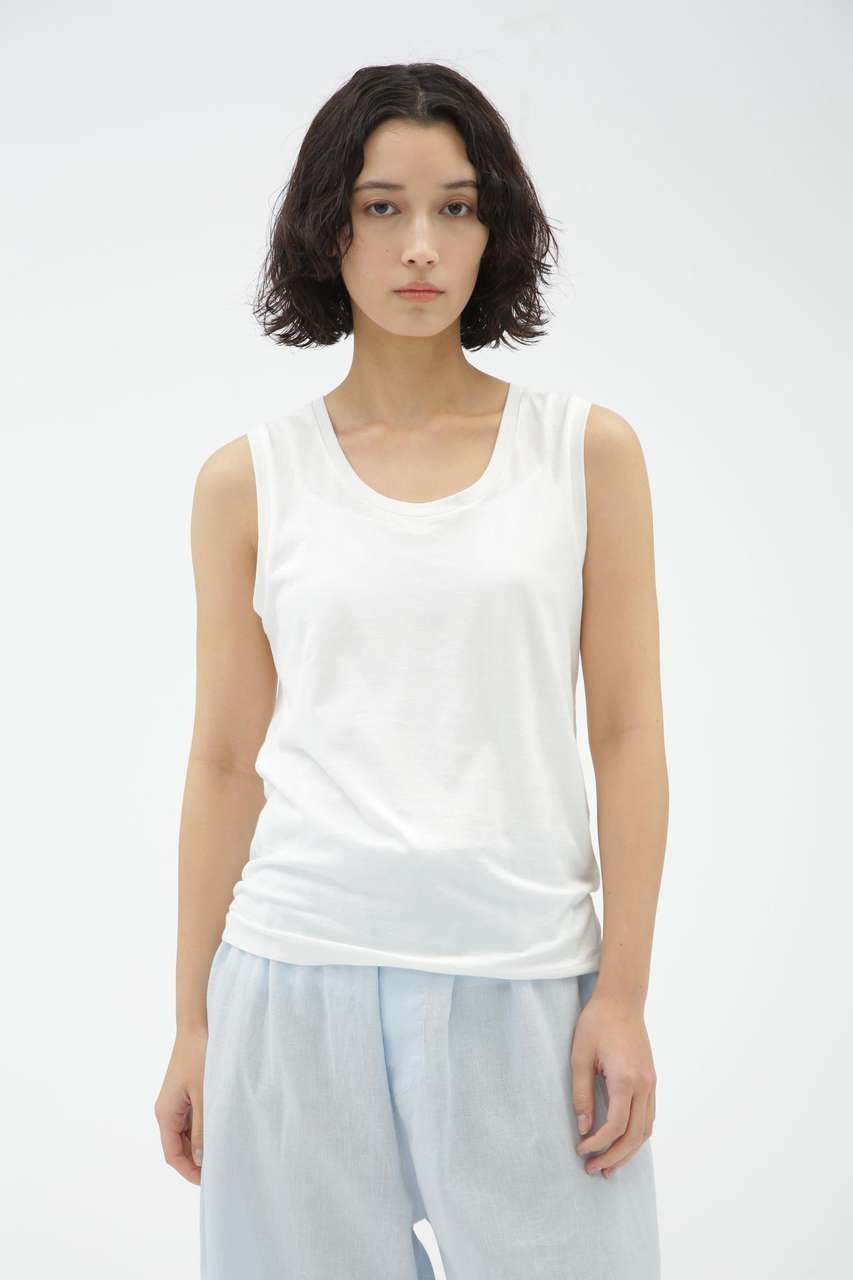 【マーガレットハウエル/MARGARET HOWELL】のSUPERFINE COTTON JERSEY インテリア・キッズ・メンズ・レディースファッション・服の通販 founy(ファニー) 　ファッション　Fashion　レディースファッション　Fashion for Women　トップス・カットソー　Cut & Sew Tops　キャミソール&ノースリーブ　Camisoles & Sleeveless Tops　シャツ・ブラウス・オフィスカジュアル　Elegant Blouses & Button-Ups　ロングTシャツ・Tシャツ　Longline T-Shirts & Tees　カットソー・ベーシックTシャツ　Cut-and-Sewn Tops / Stretch Tees & Basics　なめらか　Smooth, Silky Texture　インナー　Innerwear　キャミソール　Camisole, Spaghetti Strap Top　シンプル　Simple, Minimal　タンク　Tank Top, Sleeveless Top　定番　Standard, Basic Item　ホワイト|ID: prp329100004930909 ipo3291000000037009003