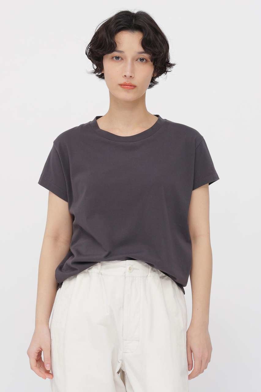 【マーガレットハウエル/MARGARET HOWELL】のPLAIN COTTON JERSEY TOP 人気、トレンドファッション・服の通販 founy(ファニー) 　ファッション　Fashion　レディースファッション　Fashion for Women　トップス・カットソー　Cut & Sew Tops　シャツ・ブラウス・オフィスカジュアル　Elegant Blouses & Button-Ups　ロングTシャツ・Tシャツ　Longline T-Shirts & Tees　カットソー・ベーシックTシャツ　Cut-and-Sewn Tops / Stretch Tees & Basics　なめらか　Smooth, Silky Texture　インナー　Innerwear　カーディガン　Cardigan, Knitwear　ショート　Short, Short Length　シンプル　Simple, Minimal　ジャケット　Jacket, Outerwear　スリーブ　Sleeve, Long Sleeve / Short Sleeve　バランス　Balance, Style Balance　夏　Summer　 other-1|ID: prp329100004930934 ipo3291000000037009179
