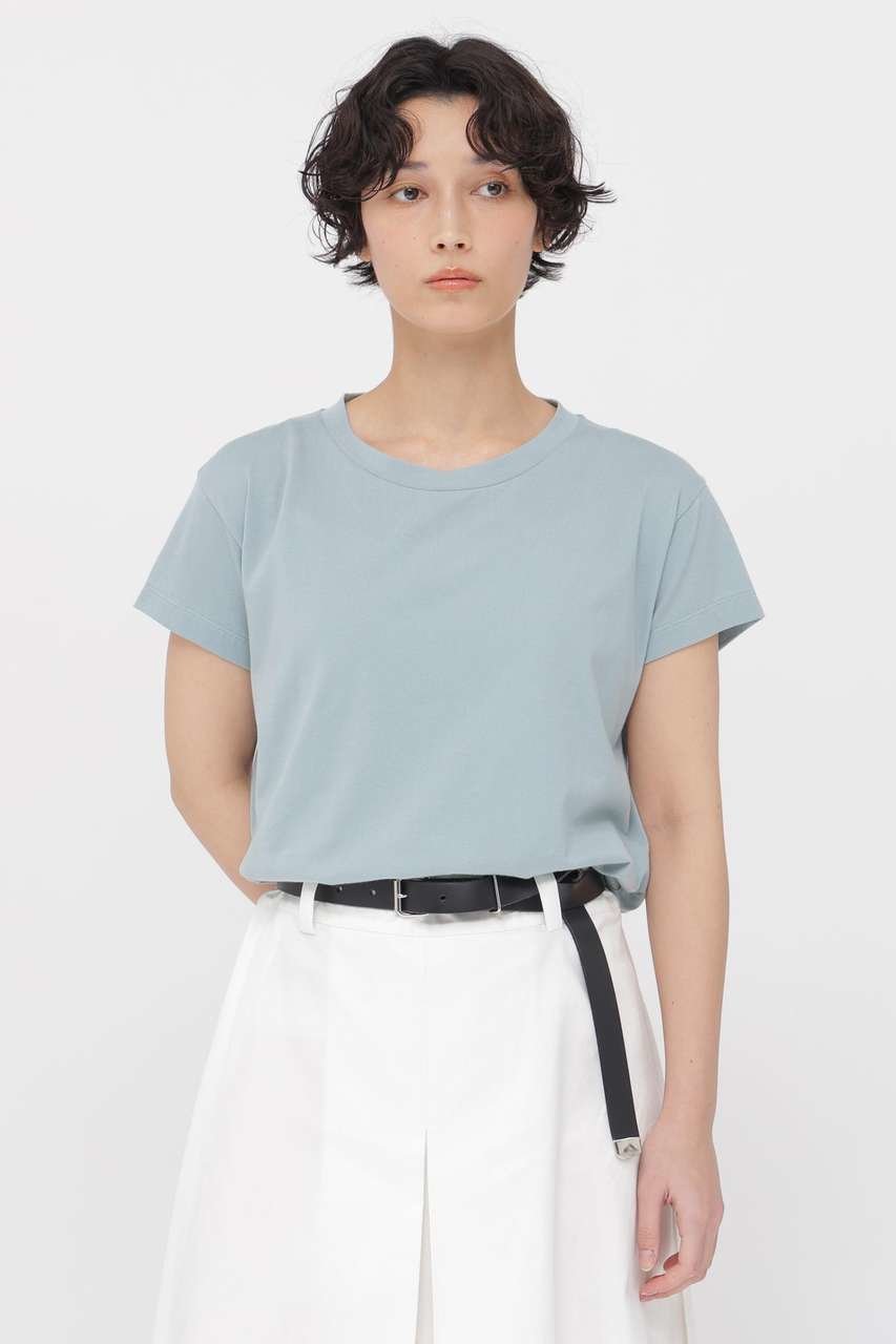 【マーガレットハウエル/MARGARET HOWELL】のPLAIN COTTON JERSEY TOP インテリア・キッズ・メンズ・レディースファッション・服の通販 founy(ファニー) 　ファッション　Fashion　レディースファッション　Fashion for Women　トップス・カットソー　Cut & Sew Tops　シャツ・ブラウス・オフィスカジュアル　Elegant Blouses & Button-Ups　ロングTシャツ・Tシャツ　Longline T-Shirts & Tees　カットソー・ベーシックTシャツ　Cut-and-Sewn Tops / Stretch Tees & Basics　なめらか　Smooth, Silky Texture　インナー　Innerwear　カーディガン　Cardigan, Knitwear　ショート　Short, Short Length　シンプル　Simple, Minimal　ジャケット　Jacket, Outerwear　スリーブ　Sleeve, Long Sleeve / Short Sleeve　バランス　Balance, Style Balance　夏　Summer　ブルー|ID: prp329100004930934 ipo3291000000037009185