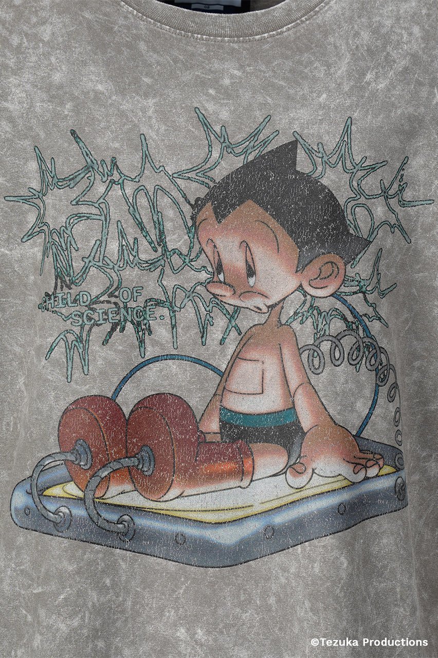 【メゾンスペシャル/MAISON SPECIAL】の【UNISEX】【TEZUKA CHARACTERS for MAISON SPECIAL】- ASTRO BOY - Prime-Over Fade Crew Neck Graphic T-Shirt/- 鉄腕アトム - プライムオーバーフェードクルーネックグラフィックTシャツ 人気、トレンドファッション・服の通販 founy(ファニー) 　ファッション　Fashion　レディースファッション　Fashion for Women　トップス・カットソー　Cut & Sew Tops　シャツ・ブラウス・オフィスカジュアル　Elegant Blouses & Button-Ups　ロングTシャツ・Tシャツ　Longline T-Shirts & Tees　カットソー・ベーシックTシャツ　Cut-and-Sewn Tops / Stretch Tees & Basics　イラスト　Illustration　インナー　Innerwear　キャラクター　Character, Licensed Characters　グラフィック　Graphic, Graphic Design　ショルダー　Shoulder, Shoulder Strap　ショート　Short, Short Length　シンプル　Simple, Minimal　スリーブ　Sleeve, Long Sleeve / Short Sleeve　ドロップ　Drop Shoulder, Dropped Style　バランス　Balance, Style Balance　パターン　Pattern, Design Print　フィット　Fit, Slim Fit　プリント　Print, Printed Pattern　ユニセックス　Unisex, Genderless　ユーズド　Used, Vintage-Look　リアル　Real, Realistic　other-3|ID: prp329100004930992 ipo3291000000037009758