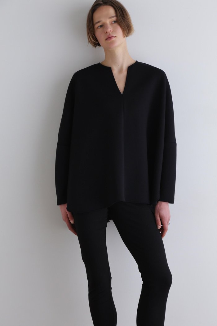 【ル フィル/LE PHIL】のエアクッションカットソー インテリア・キッズ・メンズ・レディースファッション・服の通販 founy(ファニー) https://founy.com/ ファッション Fashion レディースファッション Fashion for Women トップス・カットソー Cut & Sew Tops シャツ・ブラウス・オフィスカジュアル Elegant Blouses & Button-Ups ロングTシャツ・Tシャツ Longline T-Shirts & Tees カットソー・ベーシックTシャツ Cut-and-Sewn Tops / Stretch Tees & Basics なめらか Smooth, Silky Texture スリット Slit, Slit Detail スリーブ Sleeve, Long Sleeve / Short Sleeve ビッグ Big, Oversized フェミニン Feminine, Girly ボトム Bottoms, Lower Wear リラックス Relax, Relaxed Fit ロング Long, Long-Length |ID: prp329100004931122 ipo3291000000037011093