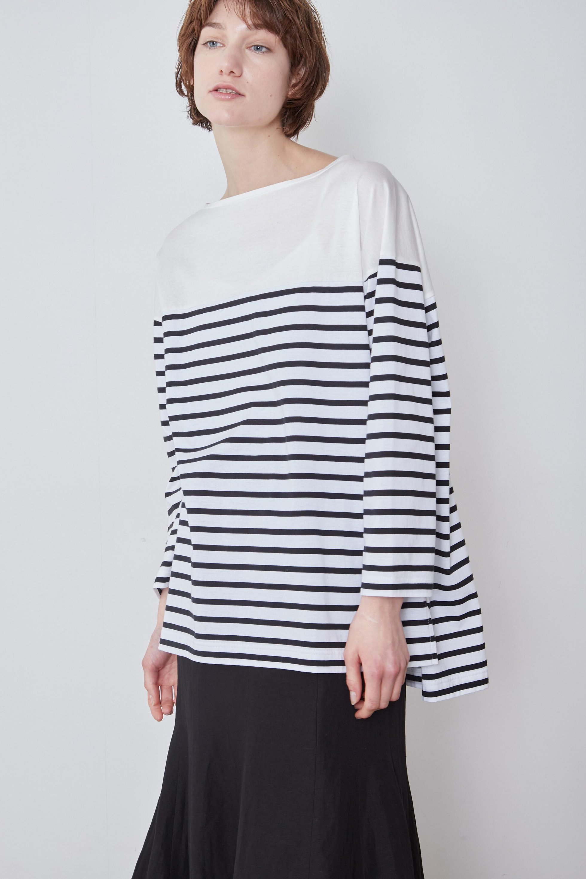 【ル フィル/LE PHIL】のビッグストライブT インテリア・キッズ・メンズ・レディースファッション・服の通販 founy(ファニー) 　ファッション　Fashion　レディースファッション　Fashion for Women　トップス・カットソー　Cut & Sew Tops　シャツ・ブラウス・オフィスカジュアル　Elegant Blouses & Button-Ups　ロングTシャツ・Tシャツ　Longline T-Shirts & Tees　カットソー・ベーシックTシャツ　Cut-and-Sewn Tops / Stretch Tees & Basics　スタンダード　Standard, Basic　スリット　Slit, Slit Detail　スリーブ　Sleeve, Long Sleeve / Short Sleeve　バランス　Balance, Style Balance　ボーダー　Border, Stripe　ロング　Long, Long-Length　ホワイト|ID: prp329100004931209 ipo3291000000037011902