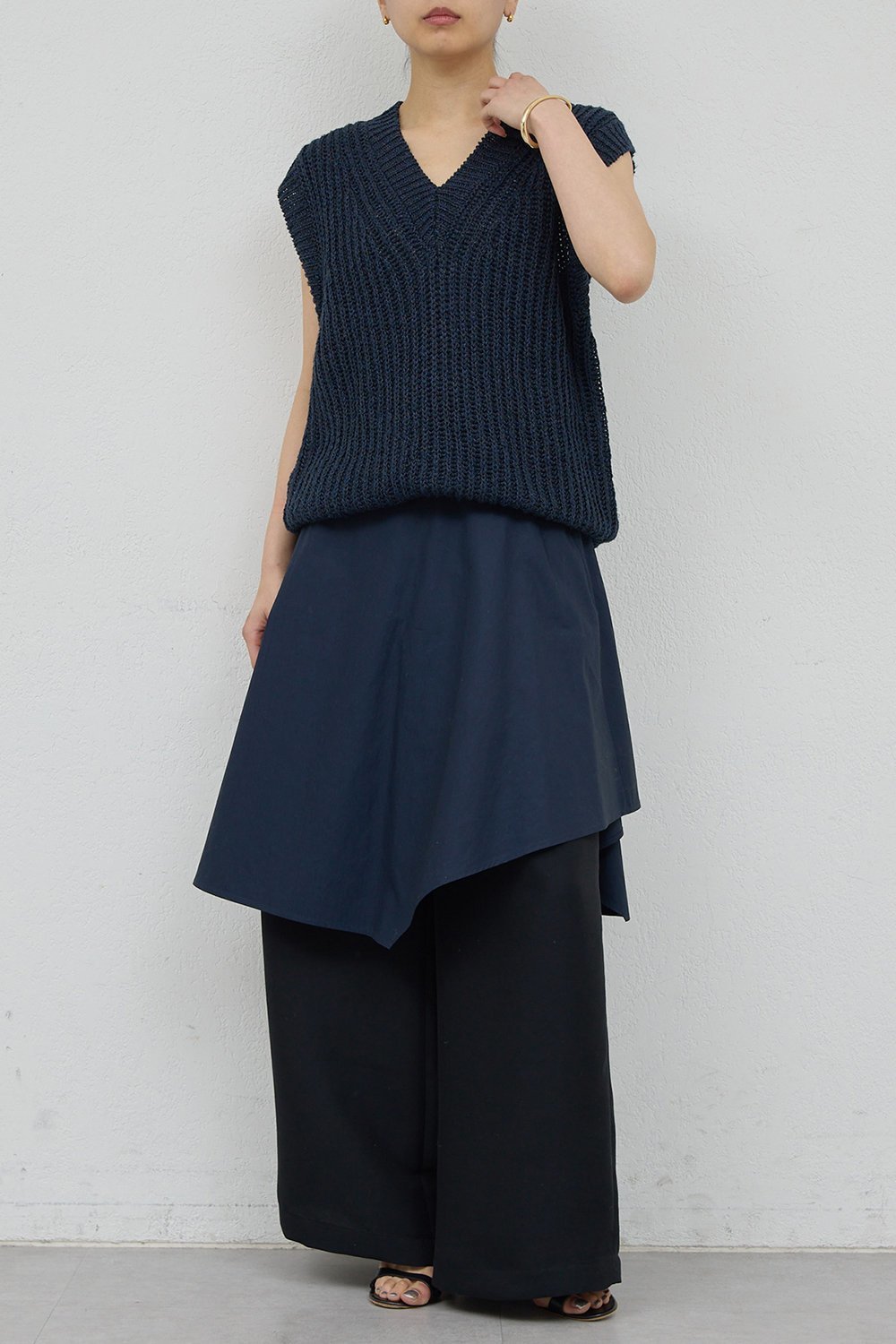 【ガリャルダガランテ/GALLARDAGALANTE】の【HERITANOVUM】スクエアフレアビスチェ 人気、トレンドファッション・服の通販 founy(ファニー) 　ファッション　Fashion　レディースファッション　Fashion for Women　トップス・カットソー　Cut & Sew Tops　キャミソール&ノースリーブ　Camisoles & Sleeveless Tops　シャツ・ブラウス・オフィスカジュアル　Elegant Blouses & Button-Ups　ビスチェ　Bustiers & Corset Tops / Layered Bustier Style　おすすめ　Recommended / Our Picks　インナー　Innerwear　ノースリーブ　Sleeveless, No-Sleeve　ビスチェ　Bustier, Corset Top　フレア　Flare, Flared　ロング　Long, Long-Length　other-2|ID: prp329100004931598 ipo3291000000037014946