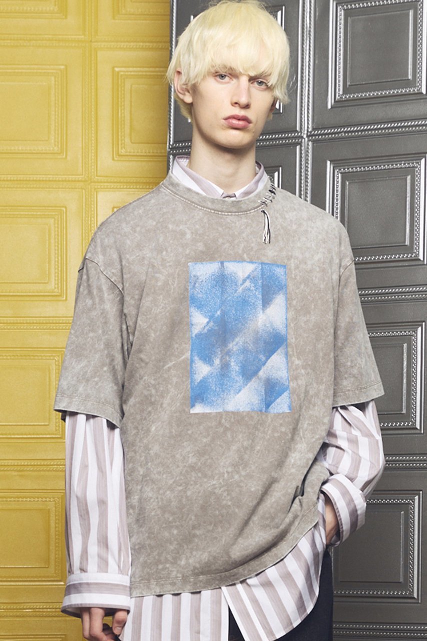 【メゾンスペシャル/MAISON SPECIAL】の【UNISEX】Fade Abstract Hand-Printed Prime-Over Stitched Crew Neck T-shirt/フェードアブストラクトハンドプリントプライムオーバーステッチクルーネックTシャツ 人気、トレンドファッション・服の通販 founy(ファニー) 　ファッション　Fashion　レディースファッション　Fashion for Women　トップス・カットソー　Cut & Sew Tops　シャツ・ブラウス・オフィスカジュアル　Elegant Blouses & Button-Ups　ロングTシャツ・Tシャツ　Longline T-Shirts & Tees　カットソー・ベーシックTシャツ　Cut-and-Sewn Tops / Stretch Tees & Basics　ヴィンテージ　Vintage Style　今季　This Season, Current Season　ショルダー　Shoulder, Shoulder Strap　ショート　Short, Short Length　スリーブ　Sleeve, Long Sleeve / Short Sleeve　ドロップ　Drop Shoulder, Dropped Style　人気　Popular, Best Seller　ハンド　Hand, Handmade　バランス　Balance, Style Balance　パターン　Pattern, Design Print　フィット　Fit, Slim Fit　プリント　Print, Printed Pattern　ユニセックス　Unisex, Genderless　ユーズド　Used, Vintage-Look　リアル　Real, Realistic　other-7|ID: prp329100004931919 ipo3291000000037016795