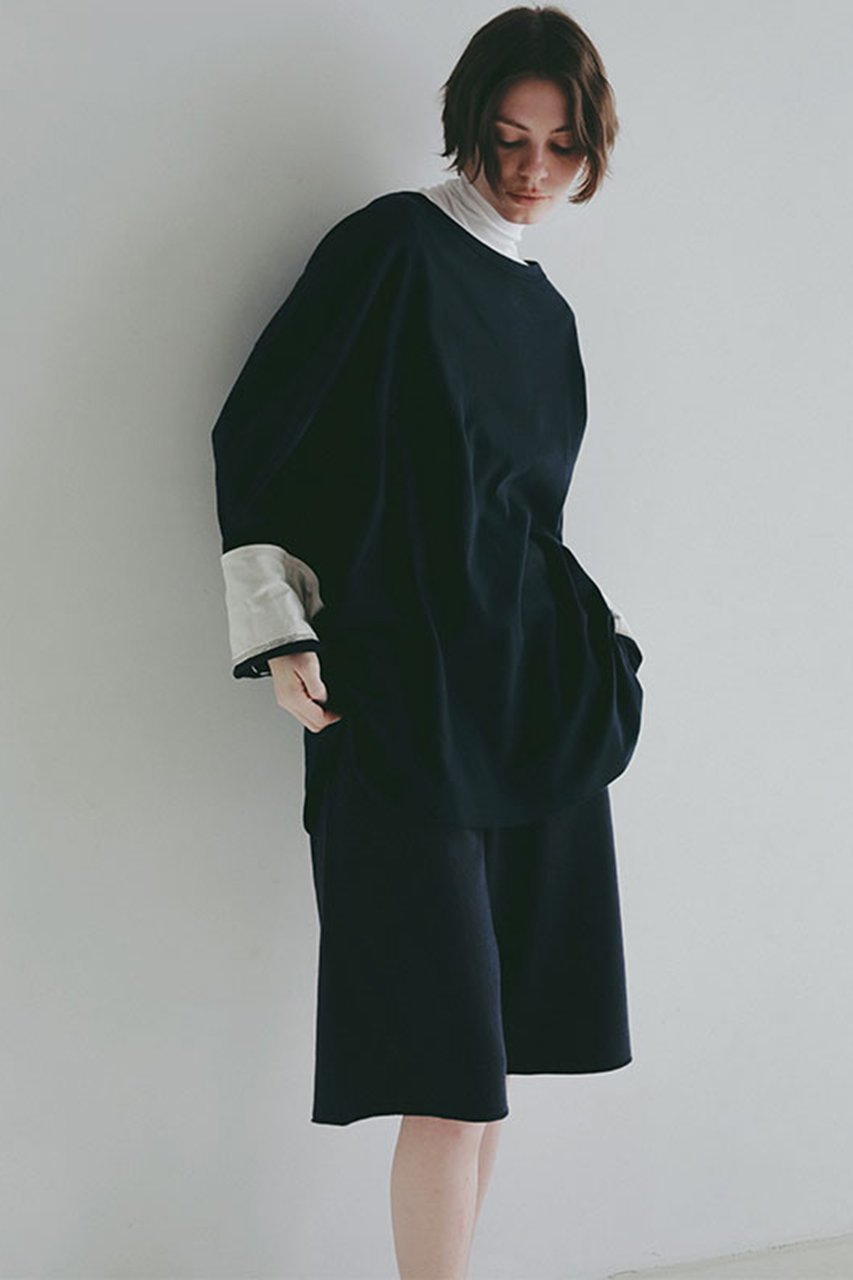 【エトレトウキョウ/ETRE TOKYO】のボートネックカフスロンTee 人気、トレンドファッション・服の通販 founy(ファニー) 　ファッション　Fashion　レディースファッション　Fashion for Women　トップス・カットソー　Cut & Sew Tops　シャツ・ブラウス・オフィスカジュアル　Elegant Blouses & Button-Ups　ロングTシャツ・Tシャツ　Longline T-Shirts & Tees　カットソー・ベーシックTシャツ　Cut-and-Sewn Tops / Stretch Tees & Basics　カフス　Cuff Design　今季　This Season, Current Season　シンプル　Simple, Minimal　スリーブ　Sleeve, Long Sleeve / Short Sleeve　デコルテ　Décolleté, Neckline　なめらか　Smooth, Silky Texture　バランス　Balance, Style Balance　フォルム　Silhouette, Form　リラックス　Relax, Relaxed Fit　ロング　Long, Long-Length　エレガント 上品　Elegant　other-3|ID: prp329100004931933 ipo3291000000037016963