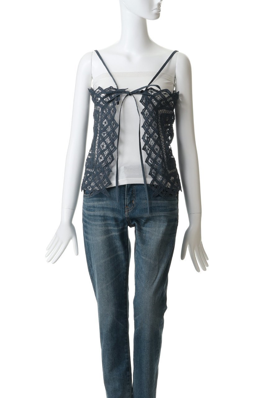 【マリリンムーン/MARILYN MOON】の【SOI-MeME】コードレースキャミソール 人気、トレンドファッション・服の通販 founy(ファニー) 　ファッション　Fashion　レディースファッション　Fashion for Women　トップス・カットソー　Cut & Sew Tops　キャミソール&ノースリーブ　Camisoles & Sleeveless Tops　シャツ・ブラウス・オフィスカジュアル　Elegant Blouses & Button-Ups　ロングTシャツ・Tシャツ　Longline T-Shirts & Tees　カットソー・ベーシックTシャツ　Cut-and-Sewn Tops / Stretch Tees & Basics　キャミソール　Camisole, Spaghetti Strap Top　タンク　Tank Top, Sleeveless Top　ドレープ　Drape, Draping Fabric　リボン　Ribbon, Bow　レース　Lace, Lace Fabric　other-6|ID: prp329100004931959 ipo3291000000037017191