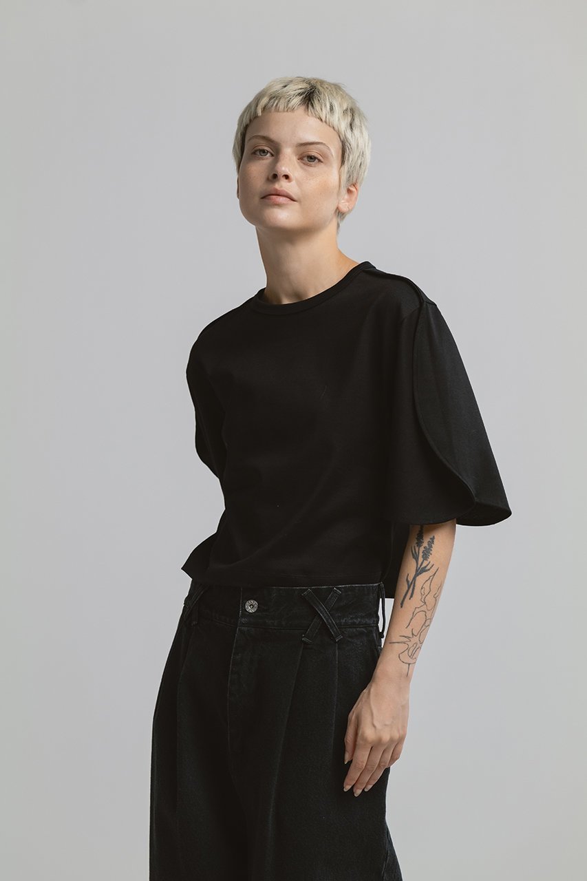 【チノ/CINOH】のREFINA enso 円相 クロップド プルオーバー 人気、トレンドファッション・服の通販 founy(ファニー) 　ファッション　Fashion　レディースファッション　Fashion for Women　トップス・カットソー　Cut & Sew Tops　シャツ・ブラウス・オフィスカジュアル　Elegant Blouses & Button-Ups　ロングTシャツ・Tシャツ　Longline T-Shirts & Tees　カジュアルプルオーバー・ニットトップス　Pullovers & Knit Tops / Casual Pullovers　カットソー・ベーシックTシャツ　Cut-and-Sewn Tops / Stretch Tees & Basics　カットソー　Cut and Sewn Top　クロップド　Cropped, Short Length　コンパクト　Compact, Small Size　ショート　Short, Short Length　スリーブ　Sleeve, Long Sleeve / Short Sleeve　バランス　Balance, Style Balance　パターン　Pattern, Design Print　モチーフ　Motif, Design Theme　定番　Standard, Basic Item　新作・新入荷　New Arrivals / New In　other-8|ID: prp329100004932003 ipo3291000000037017567