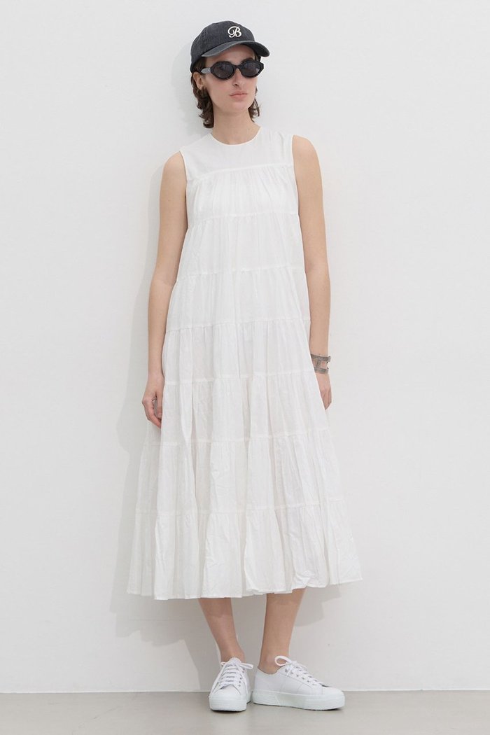 【マルティニーク/martinique】の《別注》【MARIHA】ミューズのドレス インテリア・キッズ・メンズ・レディースファッション・服の通販 founy(ファニー) https://founy.com/ ファッション Fashion レディースファッション Fashion for Women ワンピース Dresses フォーマル・パーティードレス・結婚式用ドレス Elegant & Casual Dresses チュニック Tunic Tops & Dresses インド Indian Textile ジャケット Jacket, Outerwear チュニック Tunic, Long Top ティアード Tiered, Tiered Style ドレス Dress, One-Piece ノースリーブ Sleeveless, No-Sleeve バランス Balance, Style Balance 別注 Limited Edition, Custom Order ロング Long, Long-Length エレガント 上品 Elegant 新作・新入荷 New Arrivals / New In |ID: prp329100004932014 ipo3291000000037017636