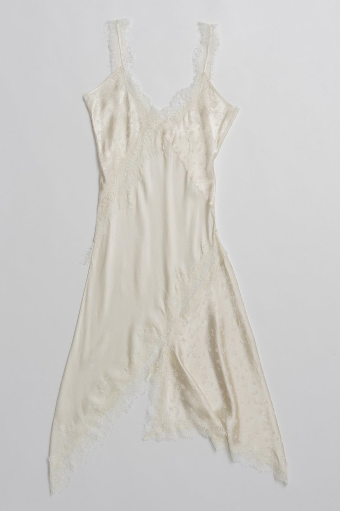 【プランク プロジェクト/PRANK PROJECT】のアシメランジェリードレス / Asymmetrical Lingerie Dress インテリア・キッズ・メンズ・レディースファッション・服の通販 founy(ファニー) https://founy.com/ ファッション Fashion レディースファッション Fashion for Women ワンピース Dresses フォーマル・パーティードレス・結婚式用ドレス Elegant & Casual Dresses チュニック Tunic Tops & Dresses おすすめ Recommended / Our Picks アシンメトリー Asymmetrical Style インナー Innerwear コンビ Combo, Combination Style サテン Satin, Glossy Fabric ジャカード／ジャガード Jacquard, Woven Pattern チュニック Tunic, Long Top バイアス Bias, Diagonal Cut フィット Fit, Slim Fit レース Lace, Lace Fabric ロング Long, Long-Length 新作・新入荷 New Arrivals / New In |ID: prp329100004932020 ipo3291000000037017682