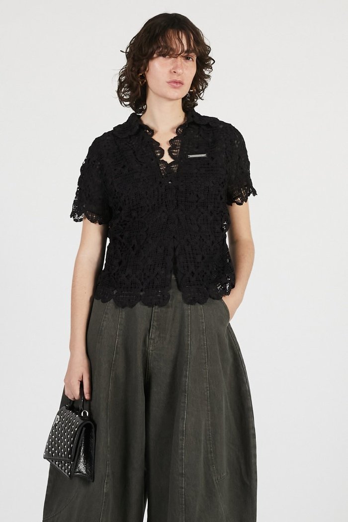 【プランク プロジェクト/PRANK PROJECT】のスカラップクローバーレーストップ / Scallop Clover Lace Top インテリア・キッズ・メンズ・レディースファッション・服の通販 founy(ファニー) https://founy.com/ ファッション Fashion レディースファッション Fashion for Women トップス・カットソー Cut & Sew Tops シャツ・ブラウス・オフィスカジュアル Elegant Blouses & Button-Ups おすすめ Recommended / Our Picks エレガント 上品 Elegant コンパクト Compact, Small Size シアー Sheer, See-Through ショート Short, Short Length スリーブ Sleeve, Long Sleeve / Short Sleeve ハンド Hand, Handmade レース Lace, Lace Fabric 新作・新入荷 New Arrivals / New In |ID: prp329100004932039 ipo3291000000037017830