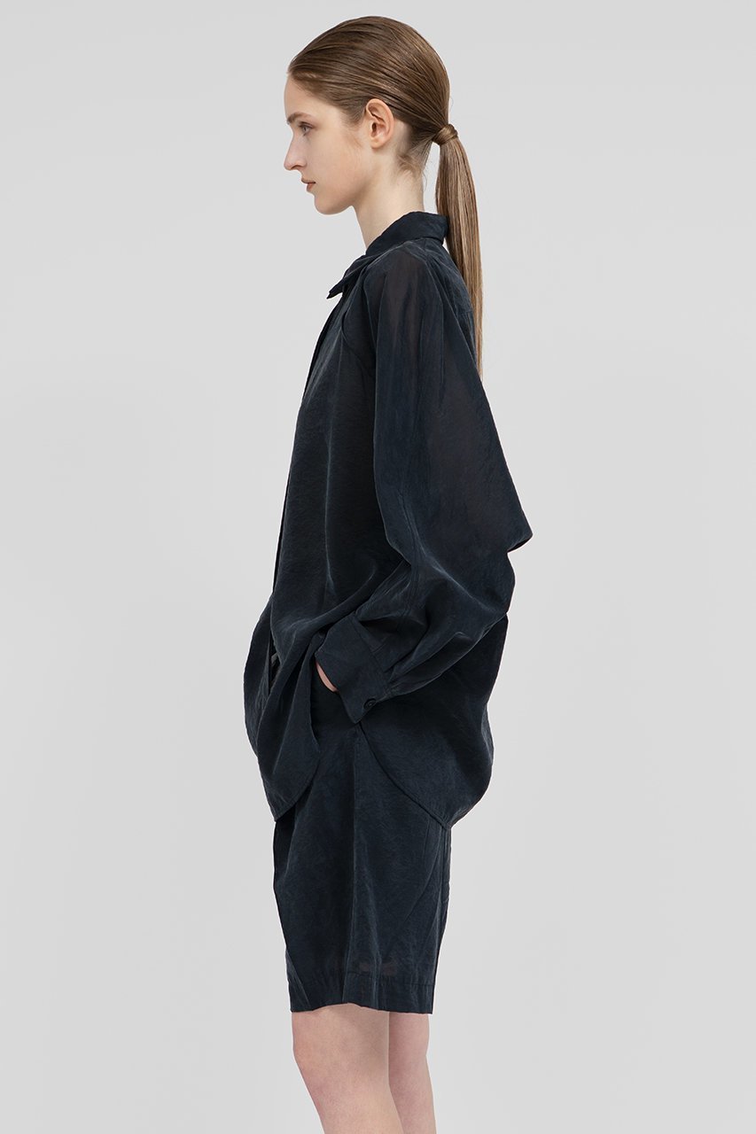 【イロット/IIROT】のライトシアー シャツ 人気、トレンドファッション・服の通販 founy(ファニー) 　ファッション　Fashion　レディースファッション　Fashion for Women　トップス・カットソー　Cut & Sew Tops　シャツ・ブラウス・オフィスカジュアル　Elegant Blouses & Button-Ups　キュプラ　Cupro, Eco Fabric　シアー　Sheer, See-Through　スリーブ　Sleeve, Long Sleeve / Short Sleeve　ドレープ　Drape, Draping Fabric　ピーチ　Peach, Soft Touch　フォルム　Silhouette, Form　ロング　Long, Long-Length　新作・新入荷　New Arrivals / New In　other-7|ID: prp329100004932040 ipo3291000000037017848