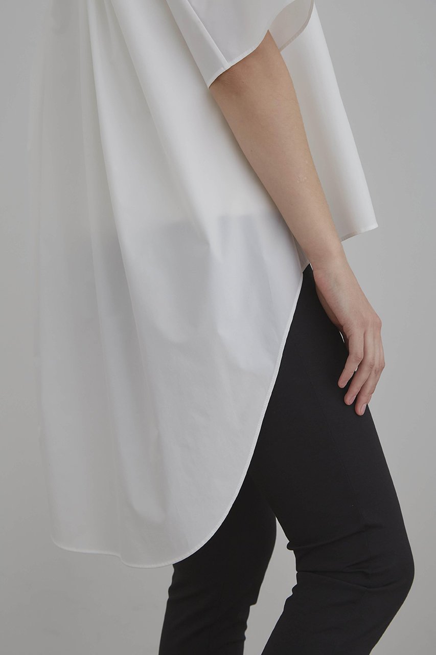 【ル フィル/LE PHIL】の《LE PHIL》SOLOTEX ブロードハーフスリーブブラウス 人気、トレンドファッション・服の通販 founy(ファニー) 　ファッション　Fashion　レディースファッション　Fashion for Women　トップス・カットソー　Cut & Sew Tops　シャツ・ブラウス・オフィスカジュアル　Elegant Blouses & Button-Ups　ショート　Short, Short Length　シンプル　Simple, Minimal　スタンダード　Standard, Basic　ストレッチ　Stretch, Stretchy Fabric　スリーブ　Sleeve, Long Sleeve / Short Sleeve　フロント　Front, Front Design　other-8|ID: prp329100004932051 ipo3291000000037017927