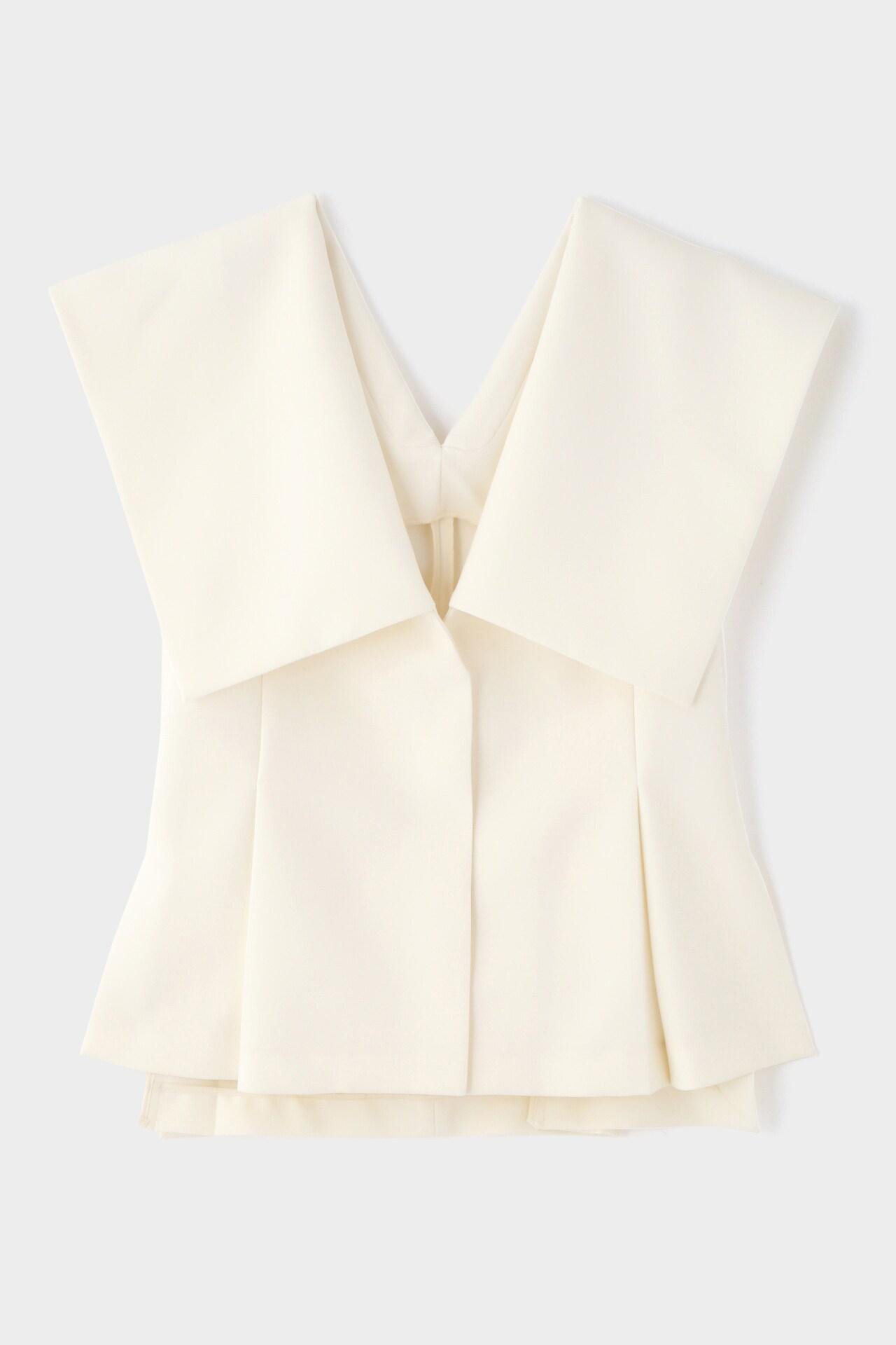 【ル フィル/LE PHIL】のコンフォートダブルクロススクエアカラージレ 人気、トレンドファッション・服の通販 founy(ファニー) 　ファッション　Fashion　レディースファッション　Fashion for Women　アウター　Coat / Outerwear Collection　レディースジャケット・軽アウター　Jackets　コンパクト　Compact, Small Size　ジャケット　Jacket, Outerwear　スクエア　Square, Square Shape　スタンダード　Standard, Basic　ダブル　Double, Double-Breasted　ビッグ　Big, Oversized　フェイス　Face, Facial Design　フェミニン　Feminine, Girly　再入荷　Restock / Back in Stock　other-2|ID: prp329100004932059 ipo3291000000037017990