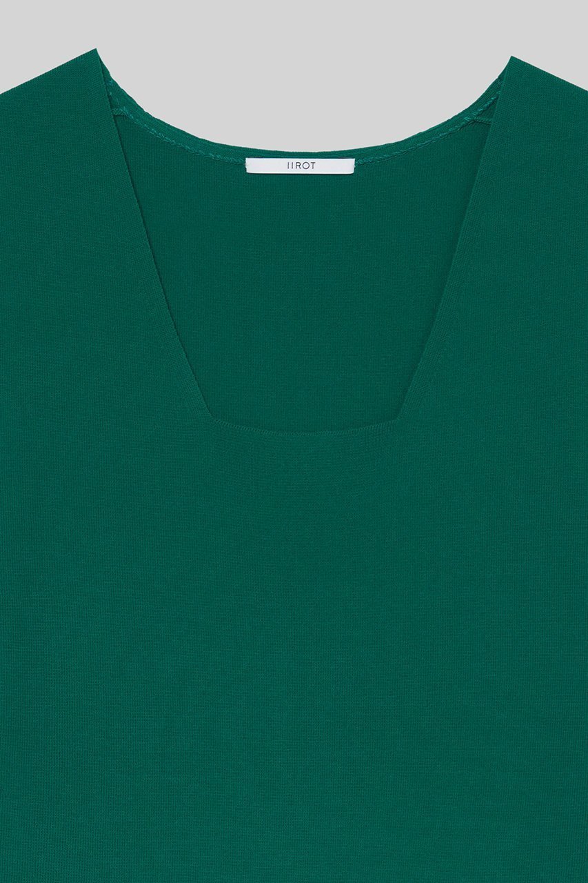 【イロット/IIROT】のスクエア ニット 人気、トレンドファッション・服の通販 founy(ファニー) 　ファッション　Fashion　レディースファッション　Fashion for Women　トップス・カットソー　Cut & Sew Tops　ニット　Knit Tops & Sweaters　カジュアルプルオーバー・ニットトップス　Pullovers & Knit Tops / Casual Pullovers　とろみ　Fluid, Flowy Fabric　なめらか　Smooth, Silky Texture　インナー　Innerwear　ジャケット　Jacket, Outerwear　スクエア　Square, Square Shape　タンク　Tank Top, Sleeveless Top　デコルテ　Décolleté, Neckline　バランス　Balance, Style Balance　夏　Summer　新作・新入荷　New Arrivals / New In　春　Spring　S/S・春夏　SS, Spring/Summer, Warm Season　other-3|ID: prp329100004932063 ipo3291000000037018034