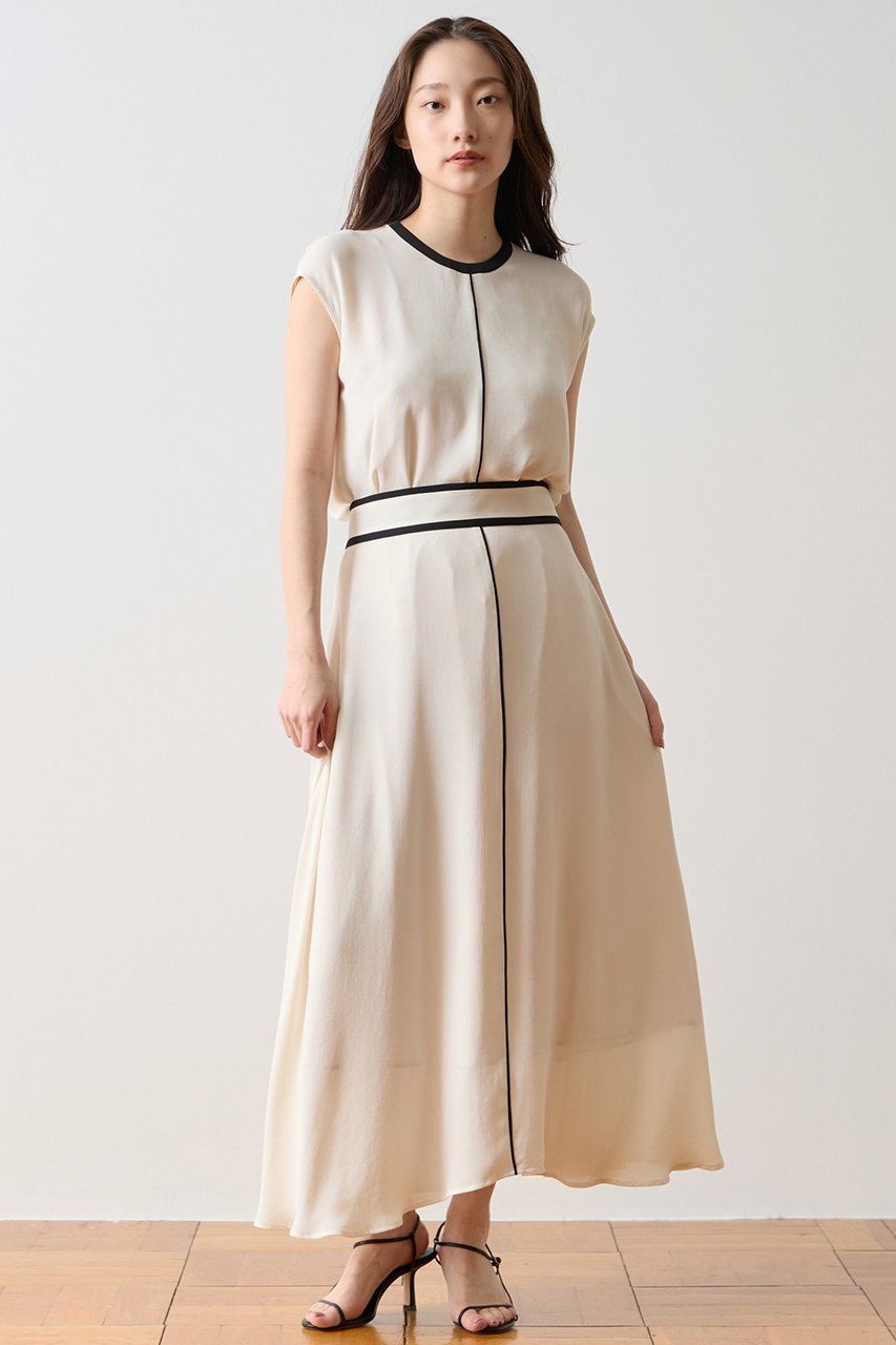 【ティアラ/Tiara】のバイカラースカート 人気、トレンドファッション・服の通販 founy(ファニー) 　ファッション　Fashion　レディースファッション　Fashion for Women　スカート　Skirts　ロングスカート　Long Skirts / Maxi & Midi Skirts　おすすめ　Recommended / Our Picks　カットソー　Cut and Sewn Top　シンプル　Simple, Minimal　ジョーゼット　Georgette, Semi-Sheer Fabric　センター　Center, Center Line　パイピング　Piping, Trim Design　フレア　Flare, Flared　ロング　Long, Long-Length　エレガント 上品　Elegant　新作・新入荷　New Arrivals / New In　 other-1|ID: prp329100004932085 ipo3291000000037018219