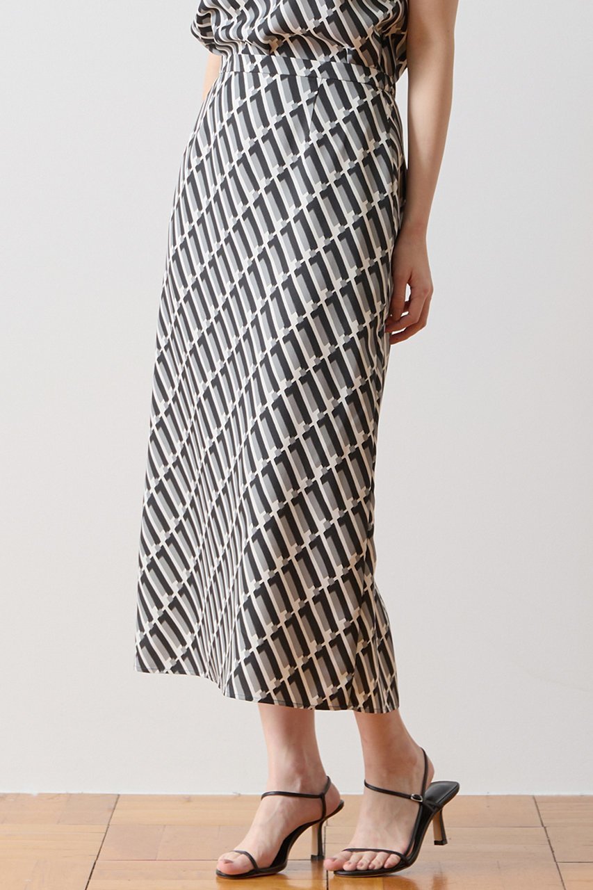 【ティアラ/Tiara】のトリコロールプリントナロースカート インテリア・キッズ・メンズ・レディースファッション・服の通販 founy(ファニー) 　ファッション　Fashion　レディースファッション　Fashion for Women　スカート　Skirts　ロングスカート　Long Skirts / Maxi & Midi Skirts　おすすめ　Recommended / Our Picks　コンパクト　Compact, Small Size　スカーフ　Scarf, Neckwear　セットアップ　Set-Up, Coordinated Outfit　ツイル　Twist, Twisted Detail　プリント　Print, Printed Pattern　ボトム　Bottoms, Lower Wear　ロング　Long, Long-Length　夏　Summer　新作・新入荷　New Arrivals / New In　ブラック系|ID: prp329100004932086 ipo3291000000037018228