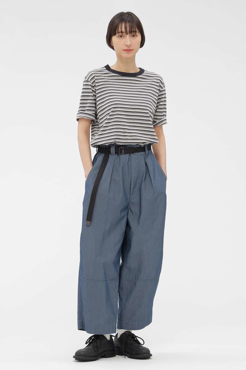 【マーガレットハウエル/MARGARET HOWELL】のSUPERLIGHT COTTON NYLON TROUSERS インテリア・キッズ・メンズ・レディースファッション・服の通販 founy(ファニー) 　ファッション　Fashion　レディースファッション　Fashion for Women　パンツ　Pants & Trousers　クロップド　Cropped, Short Length　シャンブレー　Chambray, Denim-Like Fabric　テーパード　Tapered, Tapered Pants　ドローストリング　Drawstring, Pull Cord　バランス　Balance, Style Balance　リラックス　Relax, Relaxed Fit　ワッシャー　Washer, Crinkled Finish　ブルー|ID: prp329100004932180 ipo3291000000037019035